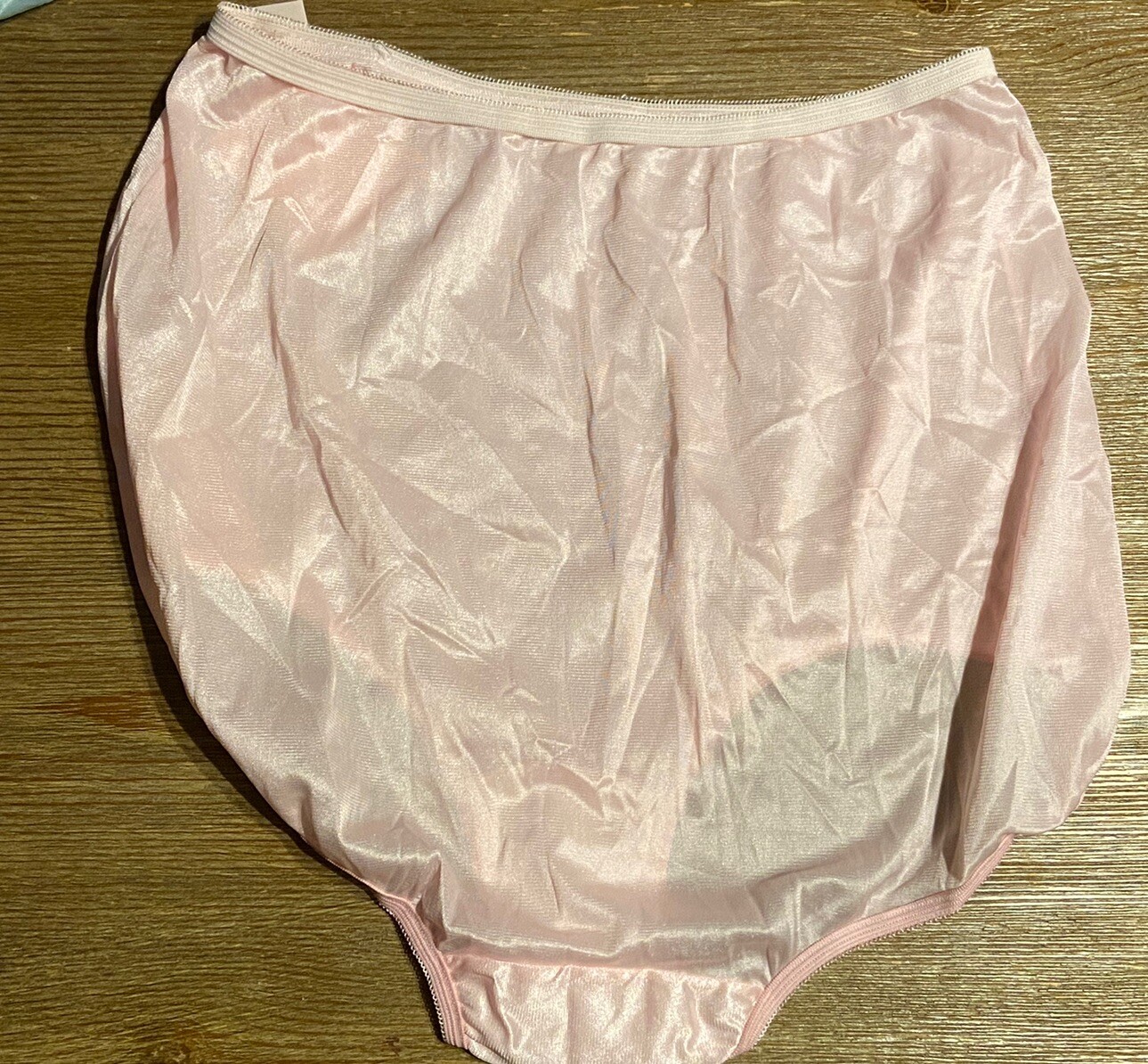 MYONNE VTG PANTIES – NWT NYLON SIZE 9 (44-45 HIPS) Granny Panties Style Pink