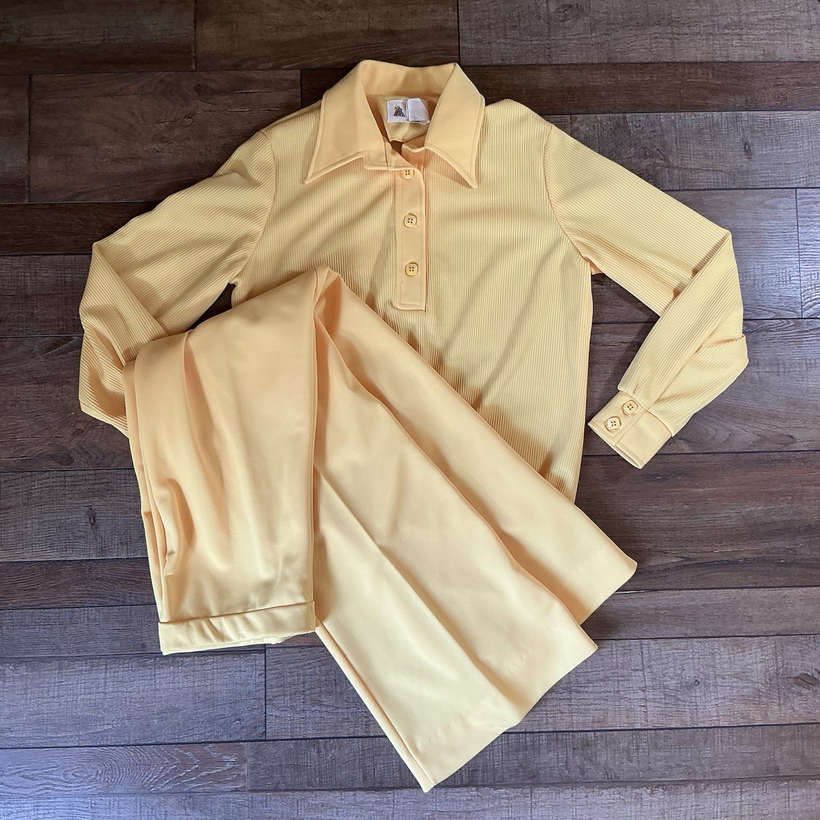 Vintage Mr. Fine Dallas Women’s Pantsuit Size 16 Yellow 2 Piece Set Top #15818