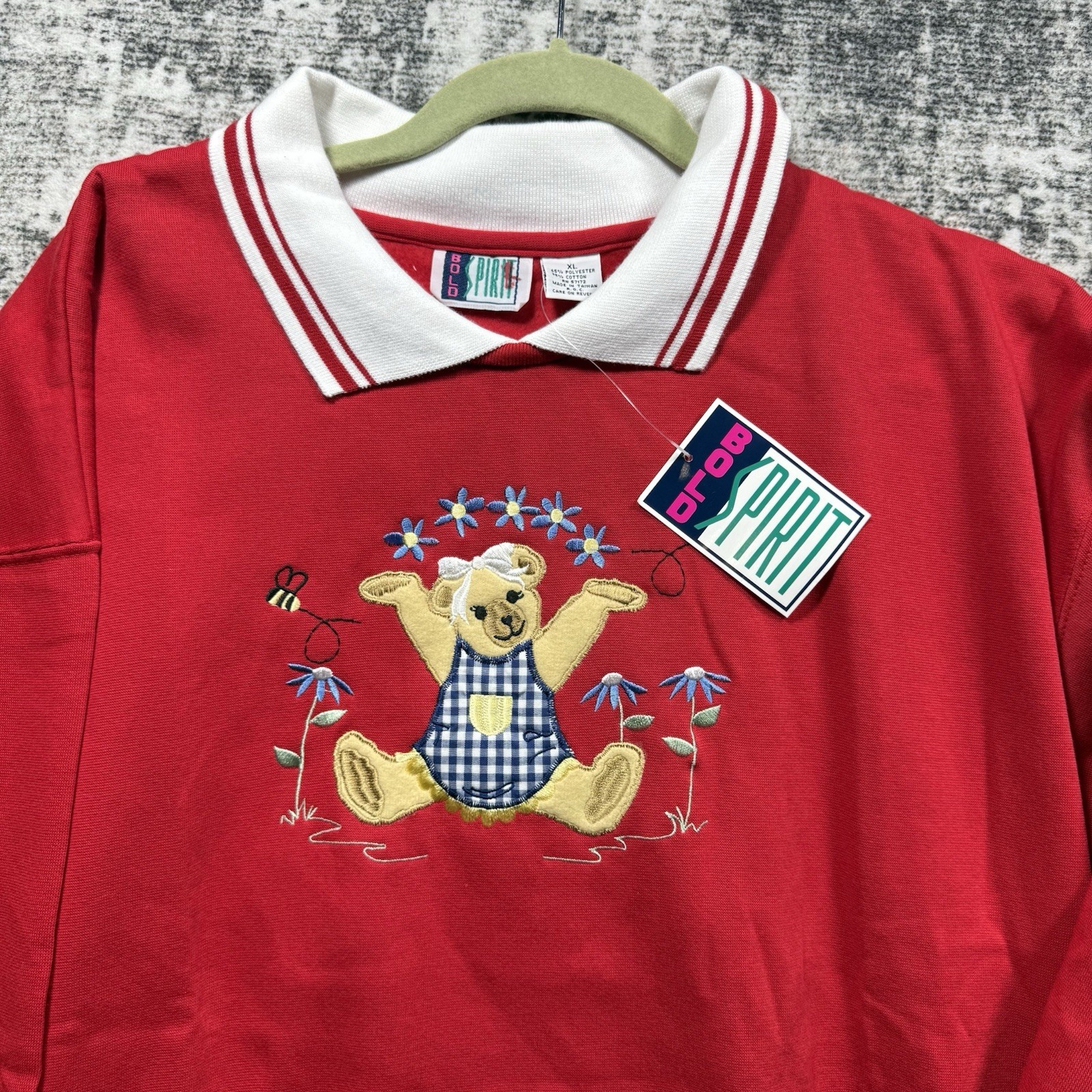 VTG Bolo Spirit Women’s XL Red collared Embroidered Teddy Bear Sweatshirt