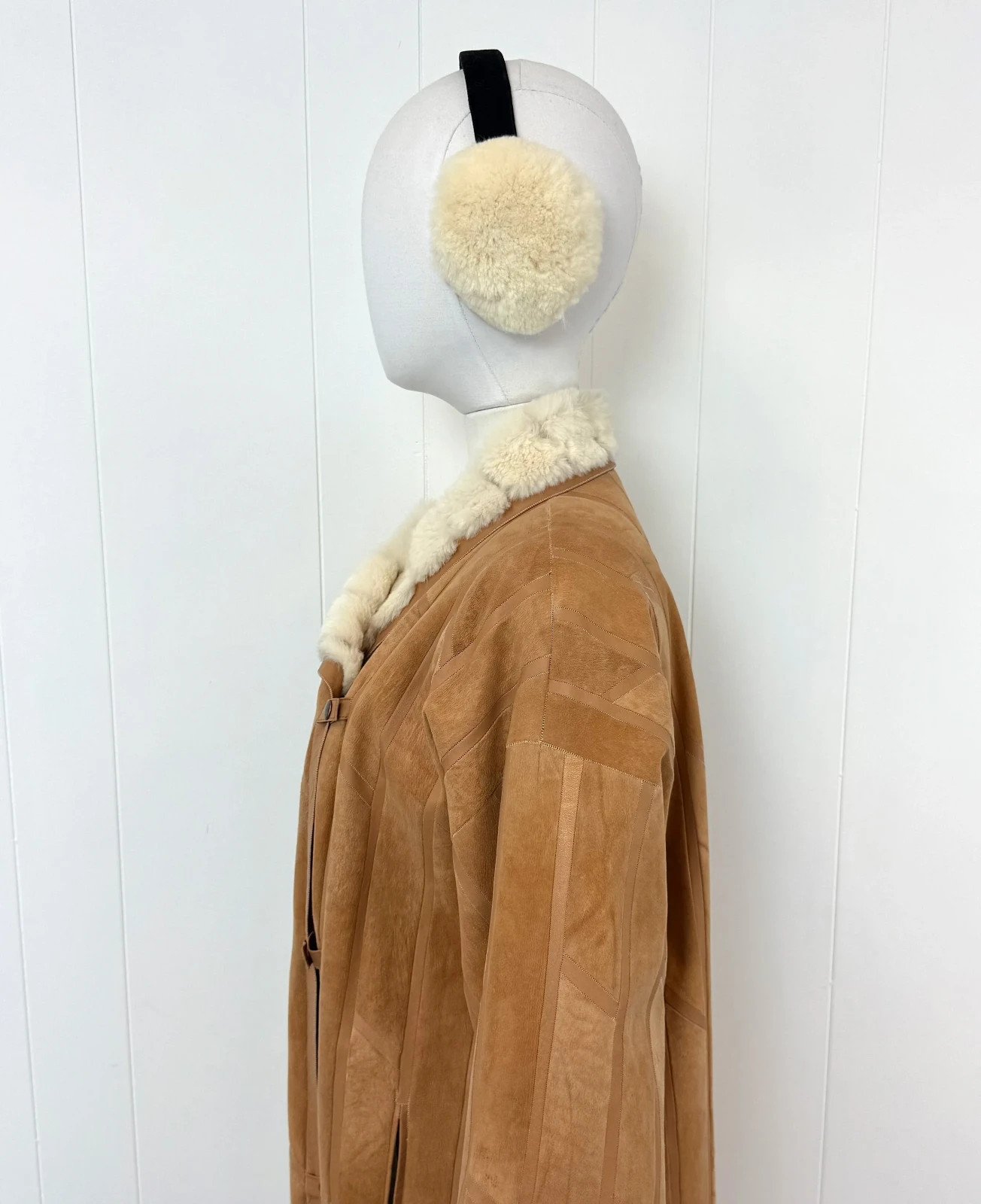 Vintage 1970s 80s Krizia Italy Brown Suede Leather Chinchilla Fur Coat Jacket