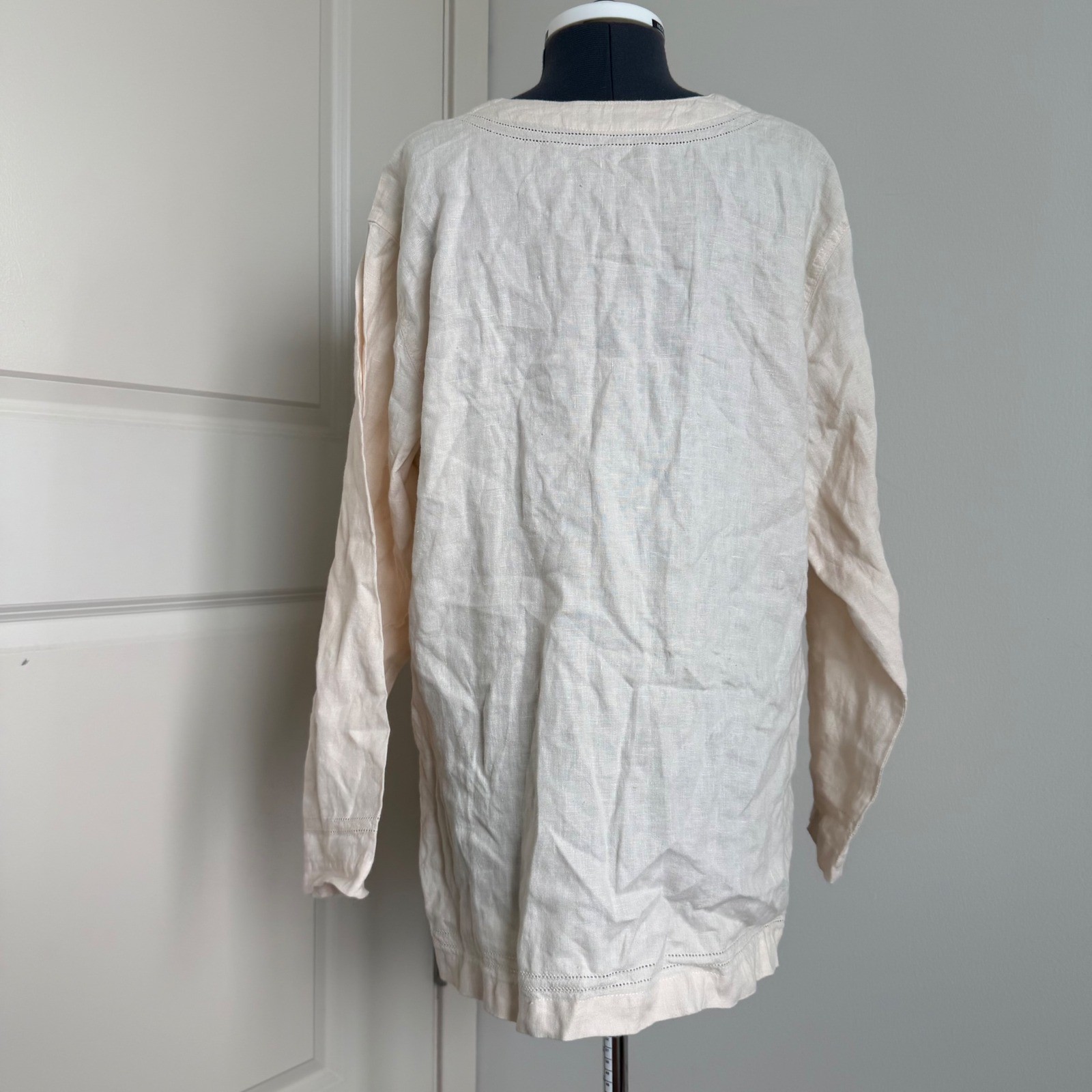 Vintage Boho Linen Mother of Pearl Button Front Top
