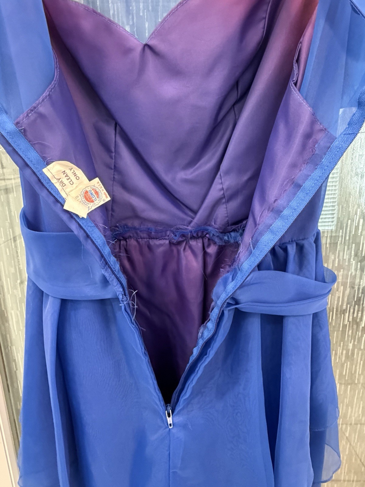 Vintage 1985 Royal Blue Rosette Short Sleeve Prom Party Dress – Sz. 11-12 – USA