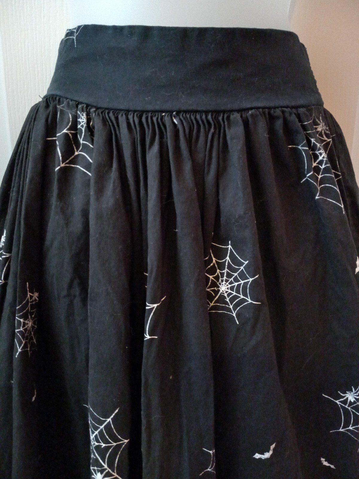 Vintage 80s Black Spider Web Bat Cotton Full Skirt Halloween Novelty Print S/M