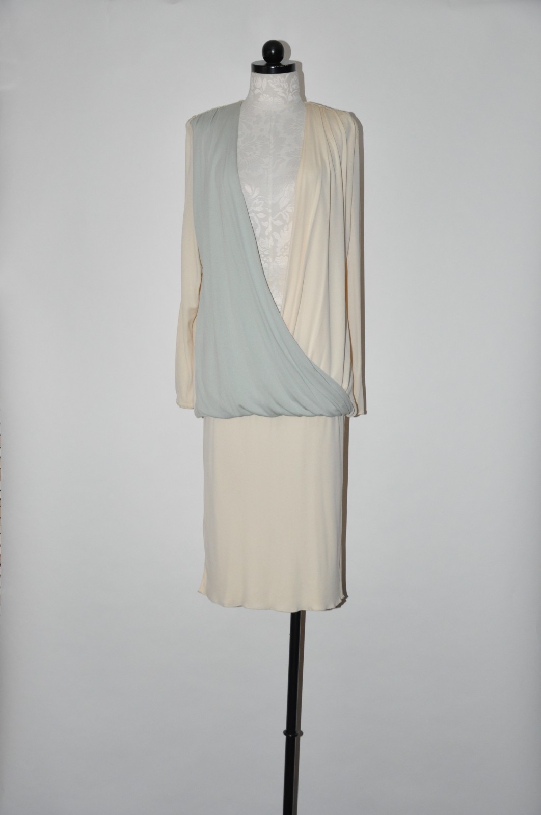 80s Vintage Cream Green Jersey Long Sleeve Deep V Draped Grecian Dress Women M L