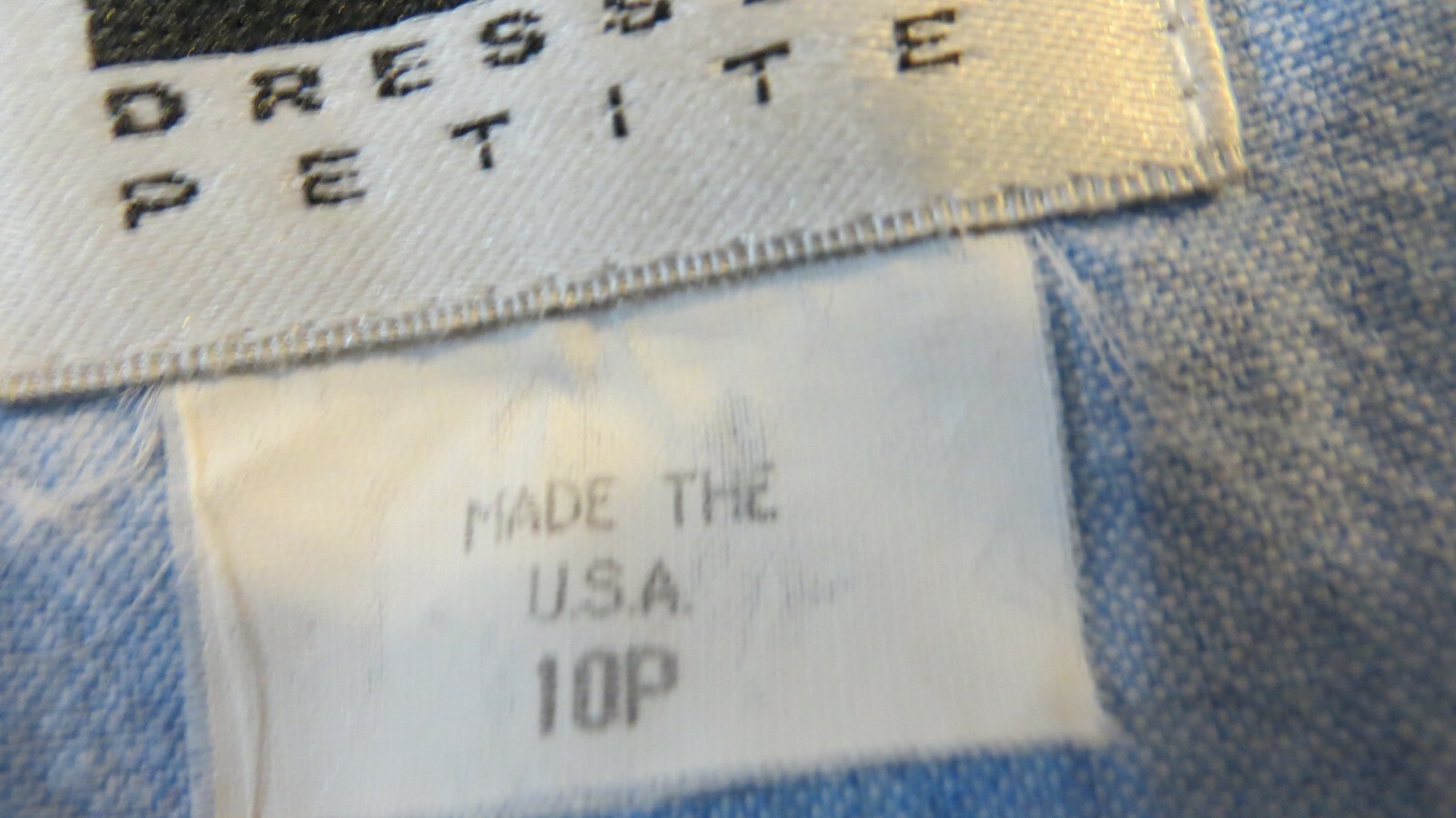 Vintage Leslie Fay Shirt Womens Petite 10P Button Up Short Slv Blue White Stripe