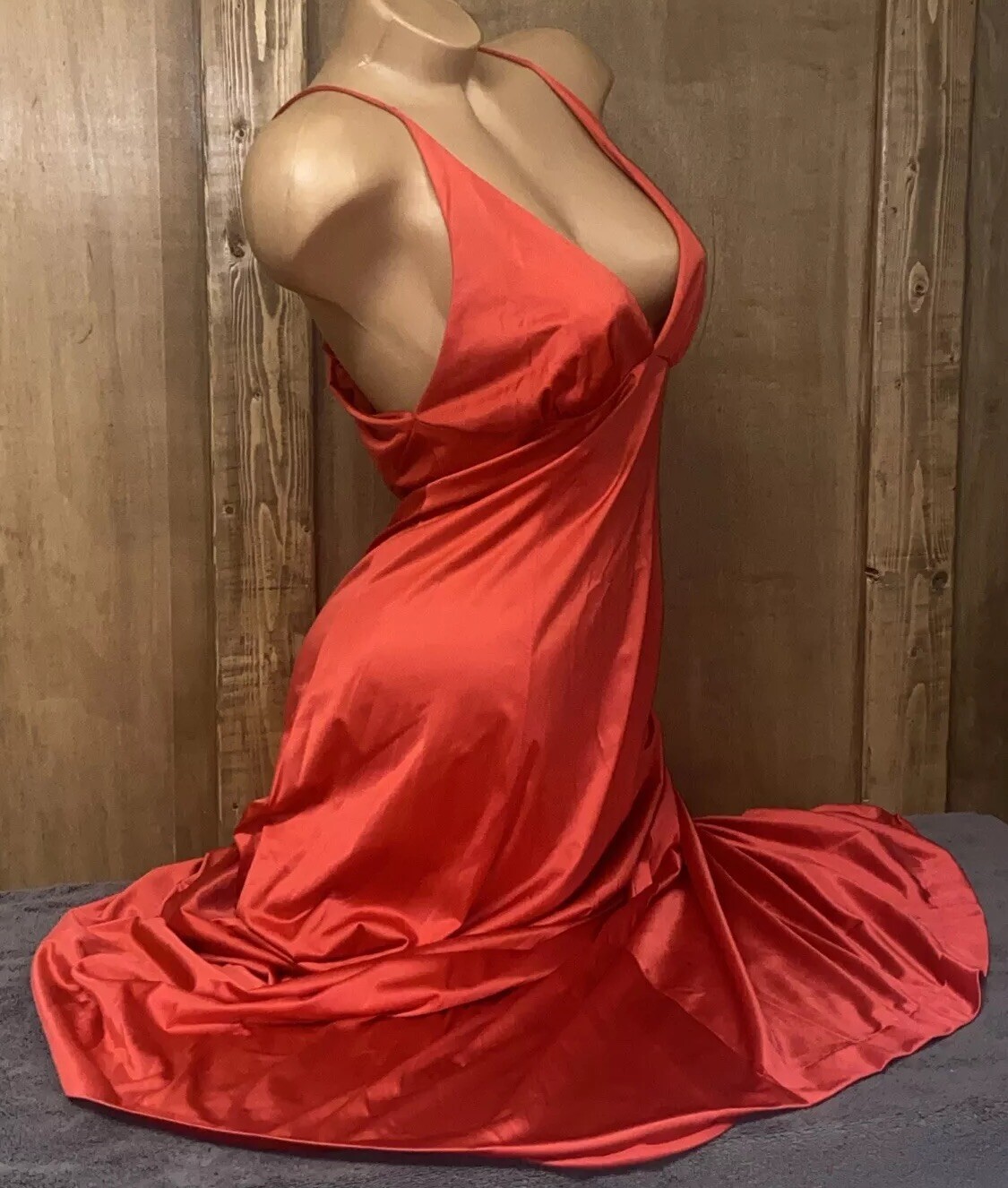 Vintage Vanity Fair Long Red Satin Nylon SZ 32 Flowing Nightie Dress Slip #15