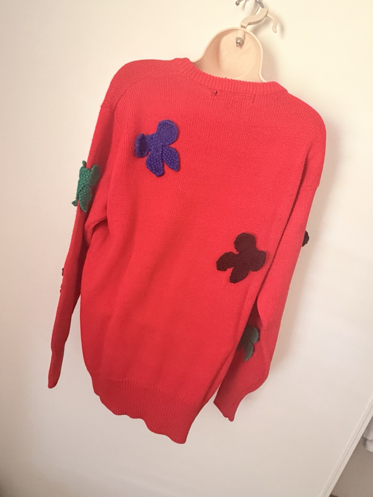 I.B. Diffusion Red Knit Sweater Floral Applique Boho Pullover M Rainbow Bowties