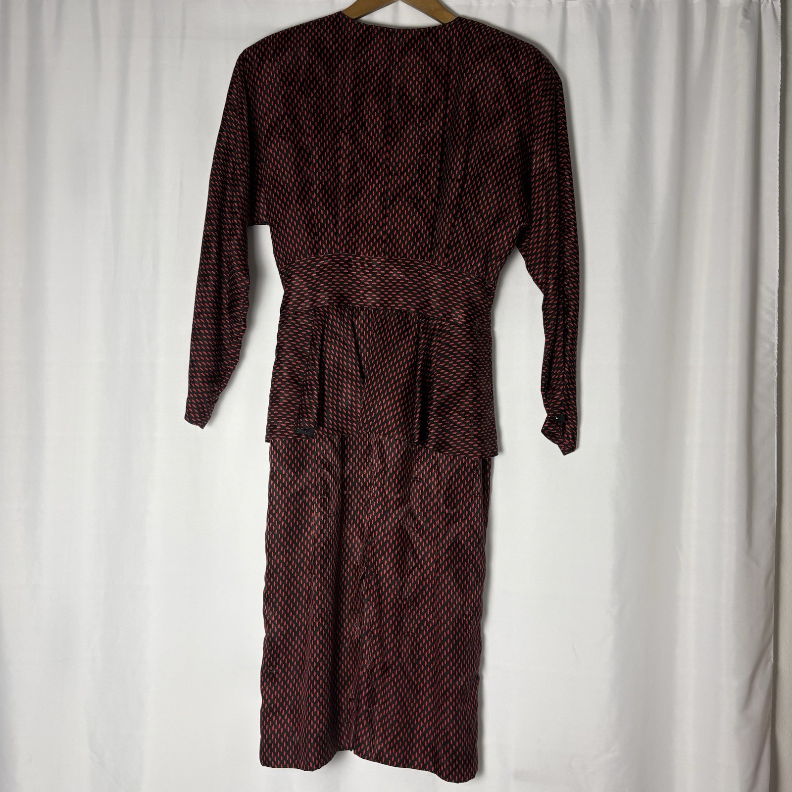 SK & Company Vintage Women’s 100% Silk Dress Red Black