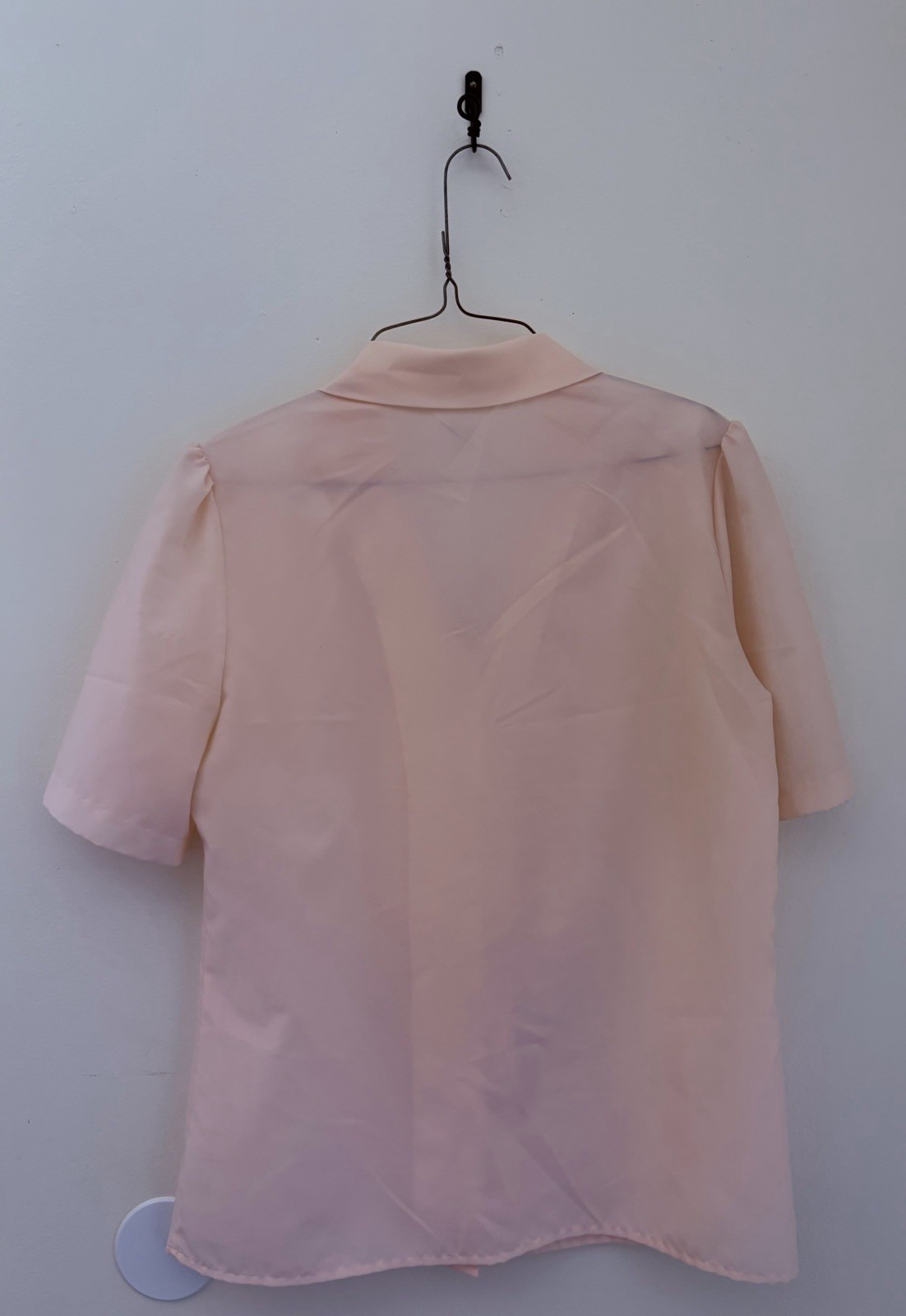 Vintage 90s Nikki Embroidered Tie-Knot Collar Button Blouse Blush Shirt Sz M/L