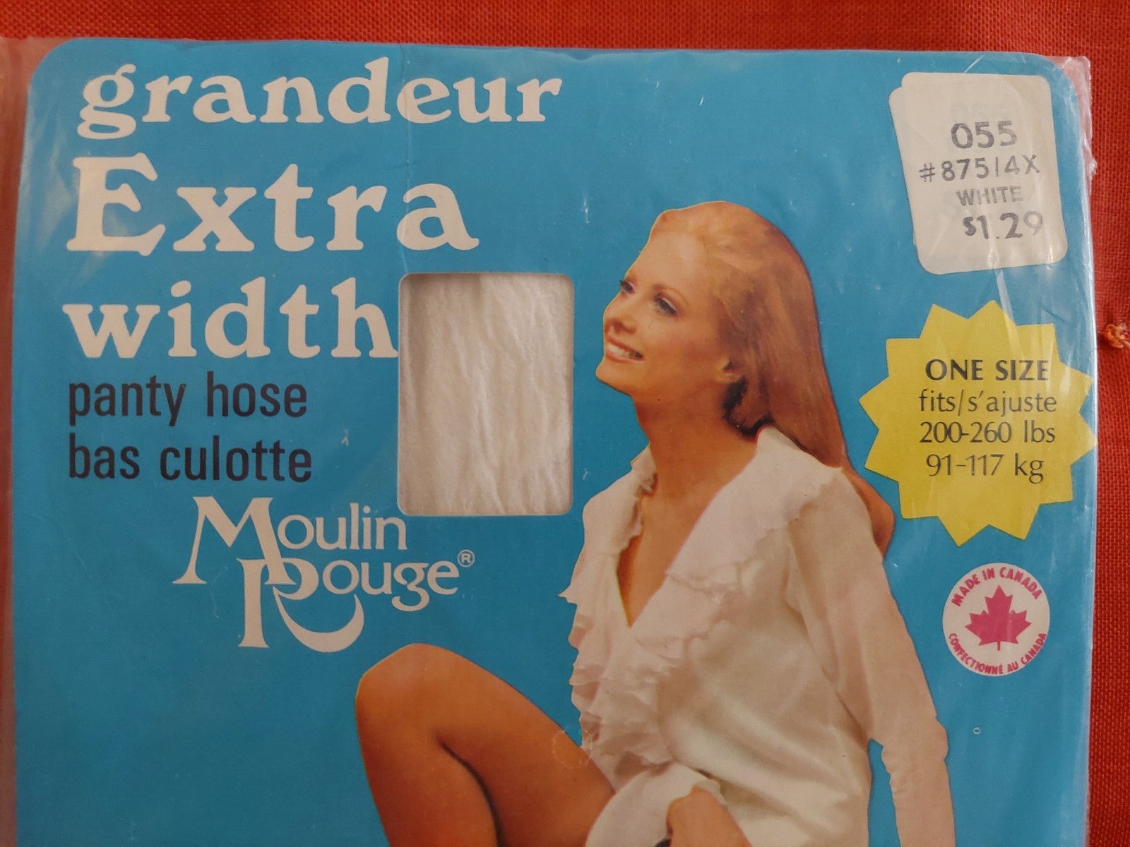 Vintage Pantyhose Rare Moulin Rouge Color White Queen BSECP2