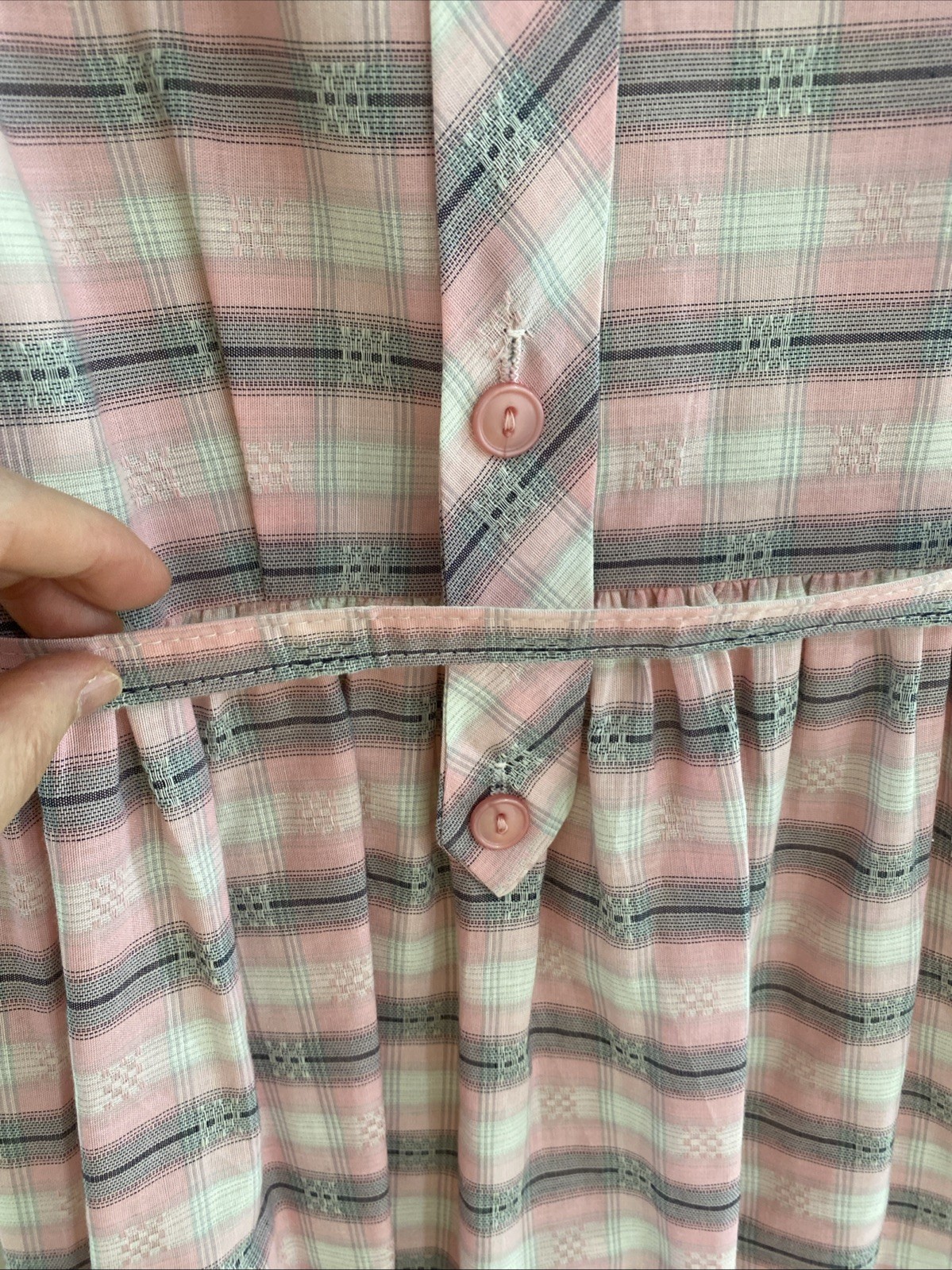Vintage 1950s/1960s Plaid Cotton Shirt Dress With Pocket & Belt – Pink Grey