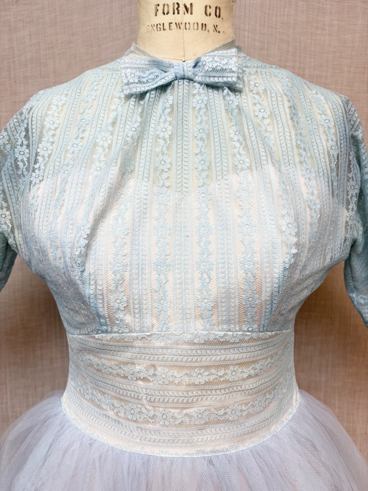 Vintage 1950s Lace Tulle Illusion Dress Wedding Bridesmaid Modest Princess XXS