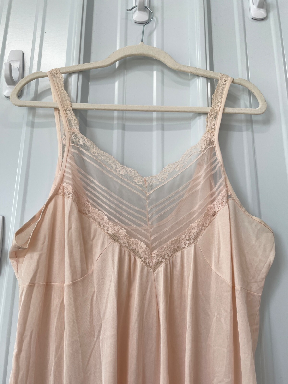 Vintage JC Penney Full Slip Dress Womens Large Lace Trim Peach Feminine Coquette