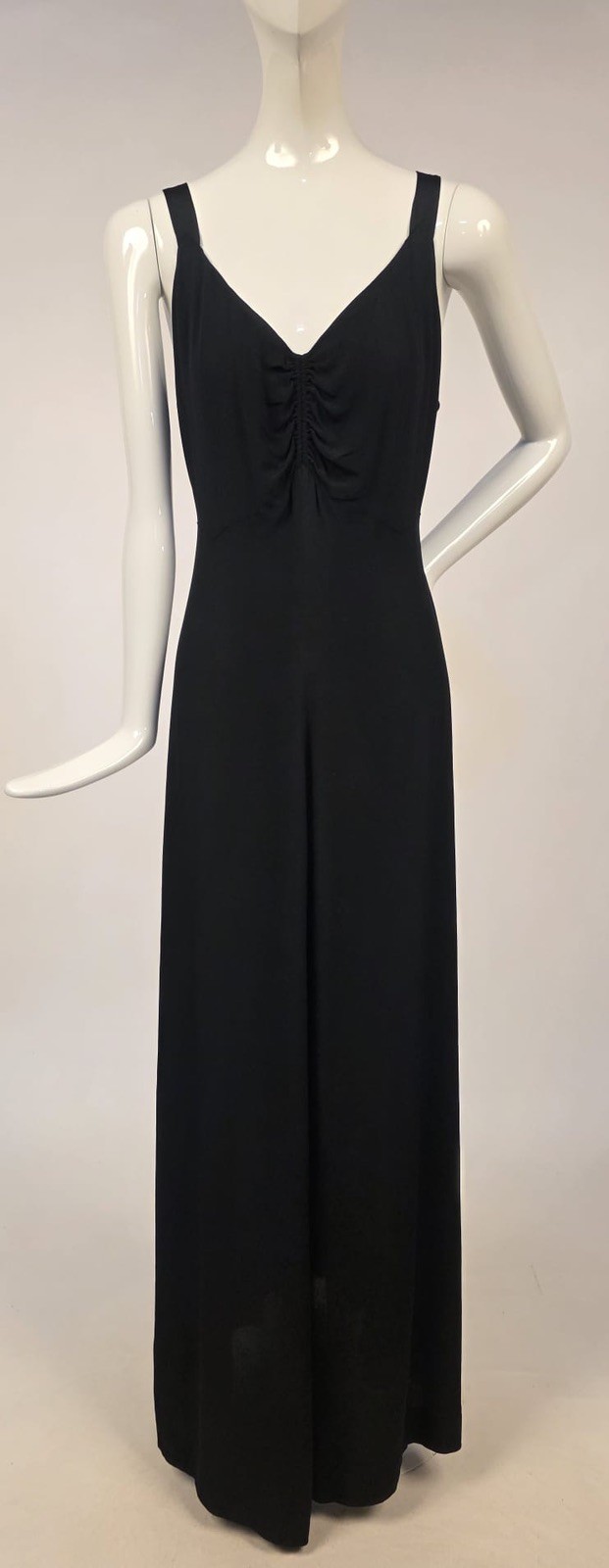 SEXY + SLEEK 1930’S LUX LONG BLACK CREPE DRESS W RUCHED TOP