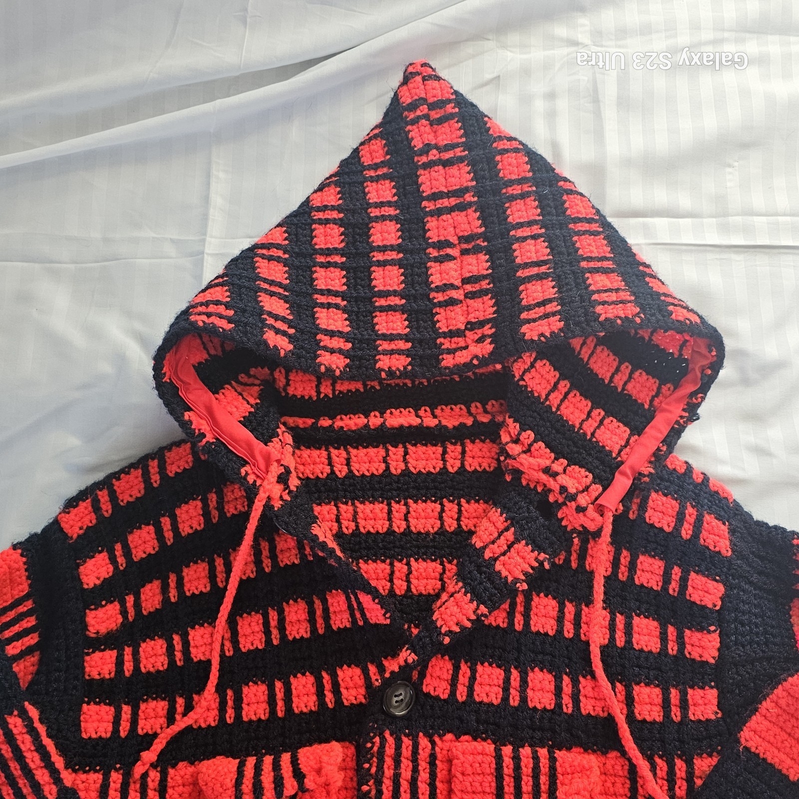 VTG 70s CROTCHET Black and Red HEAVY Jacket Coat w HOOD BUTTONS POCKETS Handmade