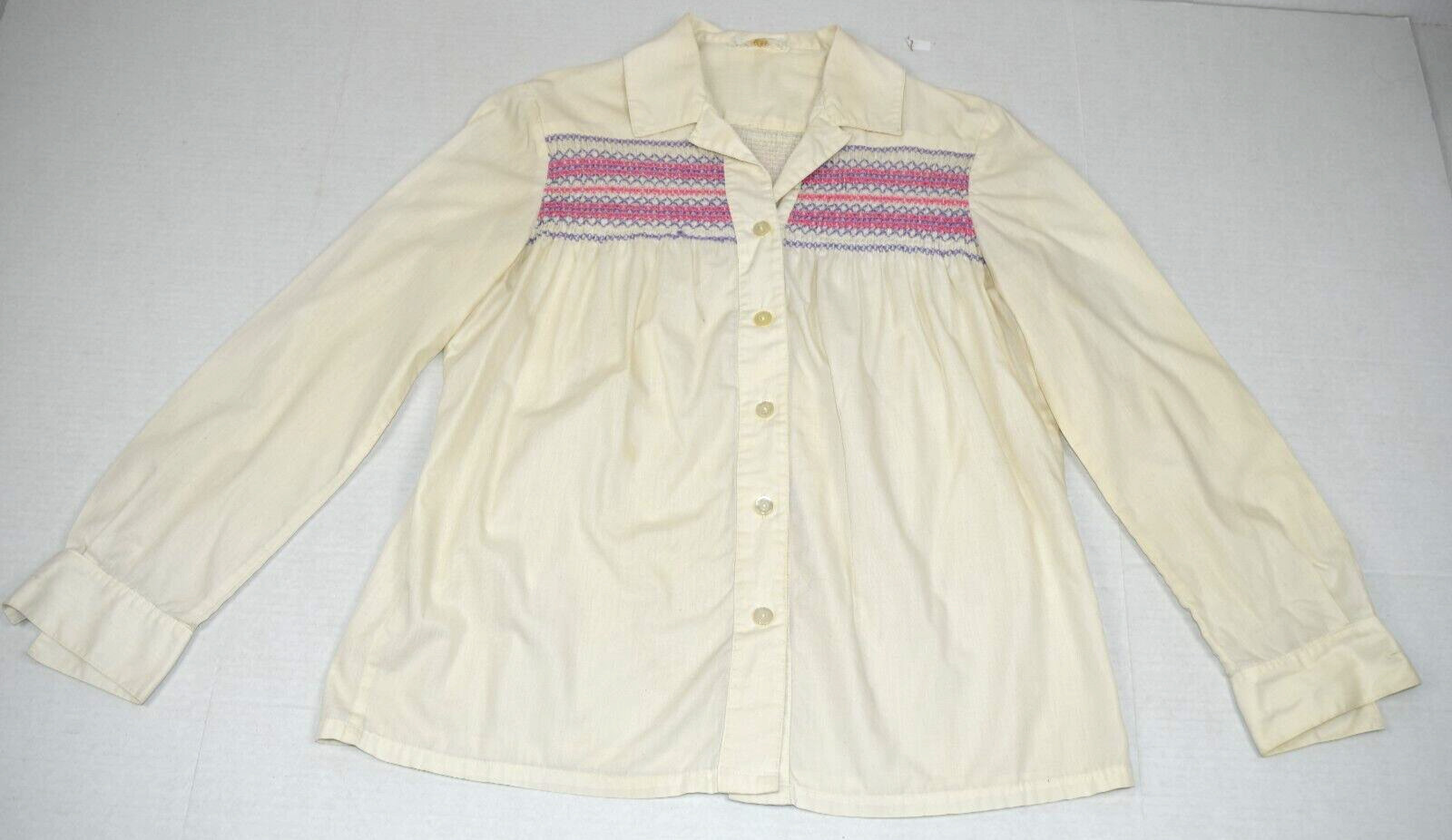 Vintage Top Size S 70s White Pink Purple Blue Embroidered Collared Shirt