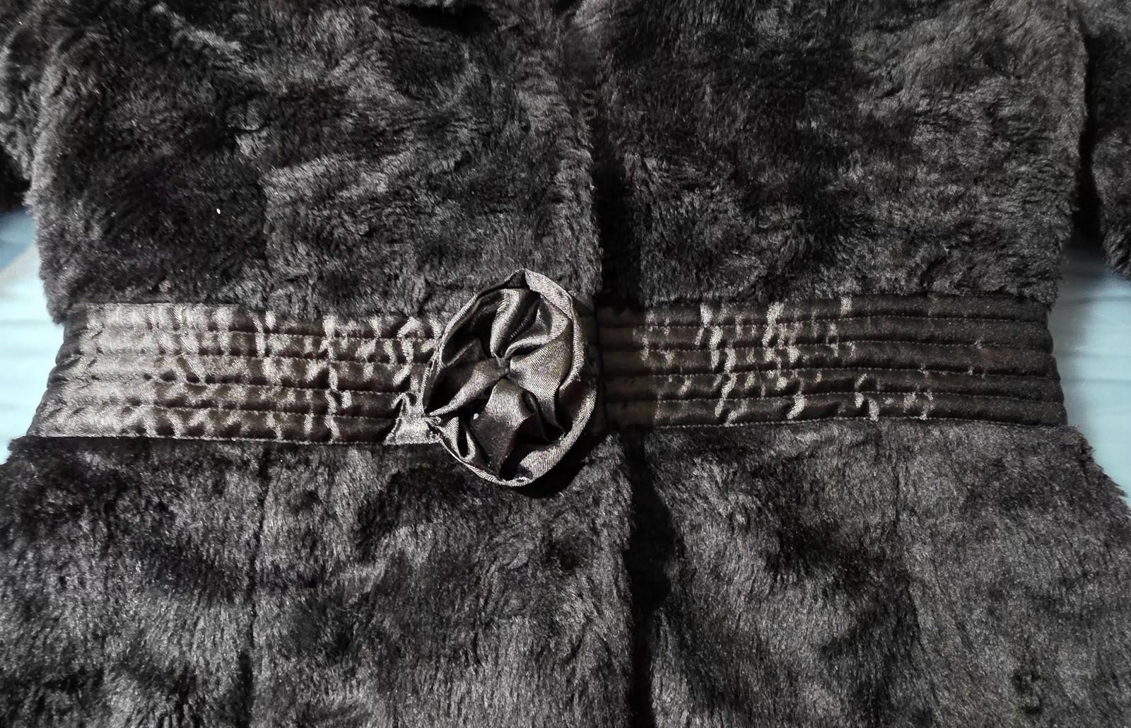 Sans Souci Jacket w/ Faux Fur Collar Flower Mid – Size Medium