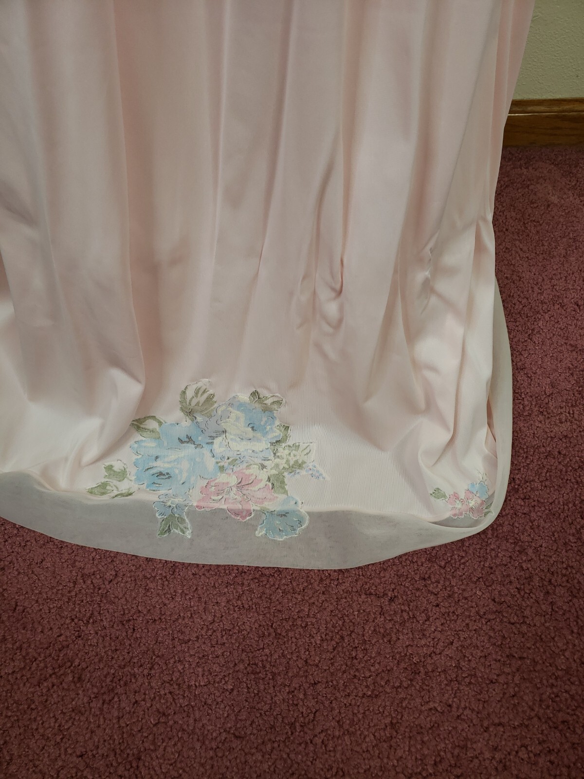 Rare Laros Classic Floral Print Nightgown Size 34