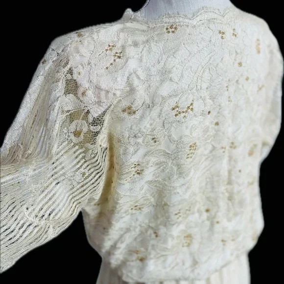 BECKY BISOULIS | 14 | ISABELLE GERHART HOUSTON Lace Vtg Wedding Dress MSRP$2995
