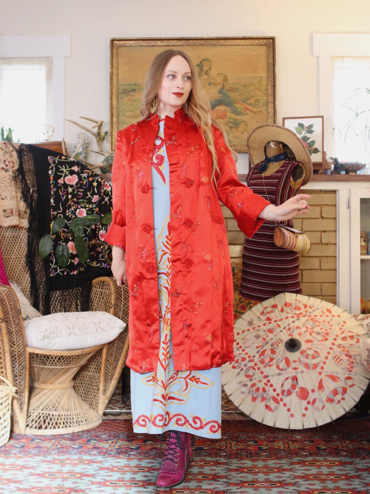VTG Chinese Red Satin Brocade Dressing Robe Kimono Long Jacket Quilted Pockets