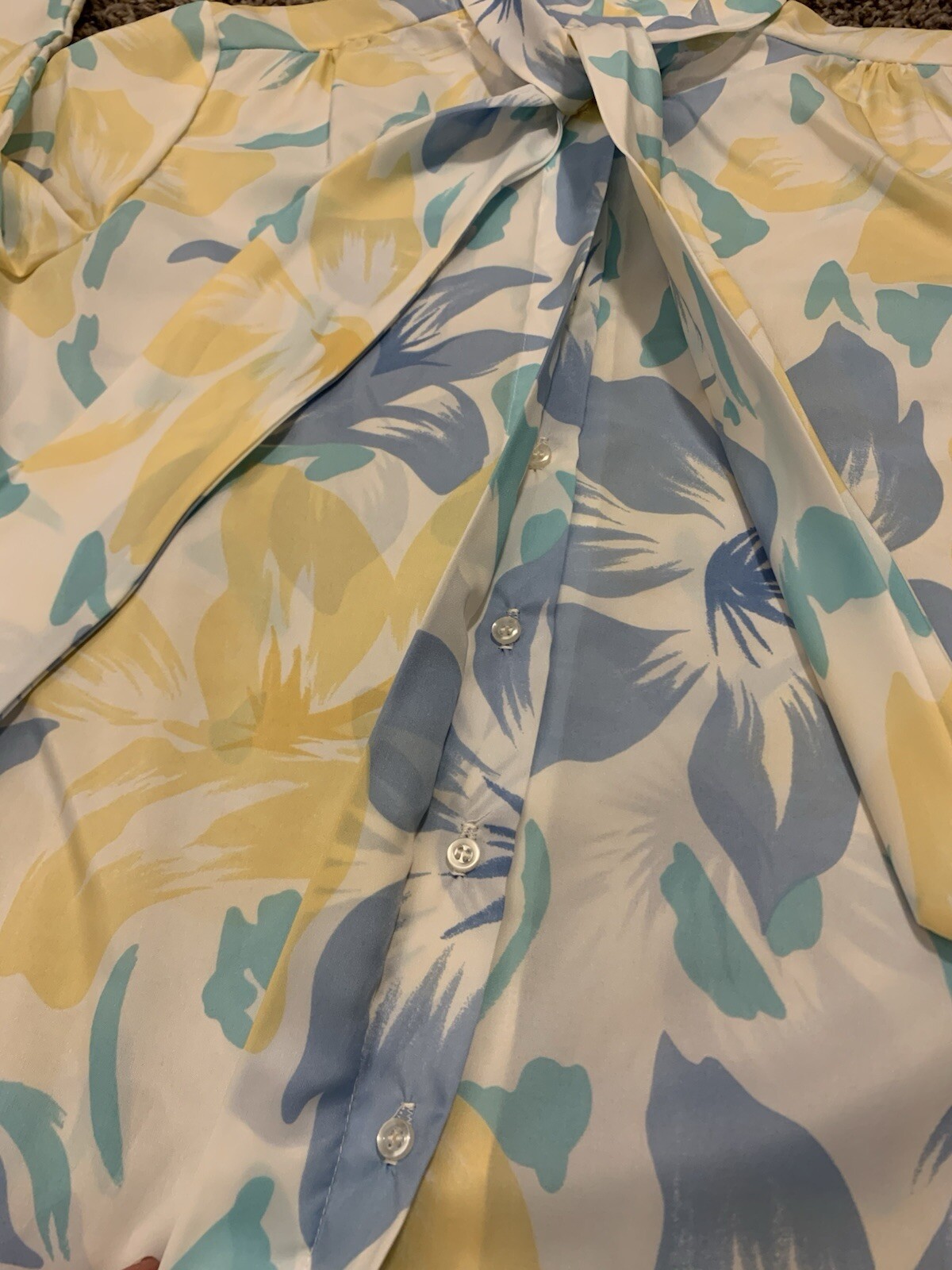 Vintage Laura Mae Woven Polyester Floral Size 12 Office Top Blouse Neck Bow USA