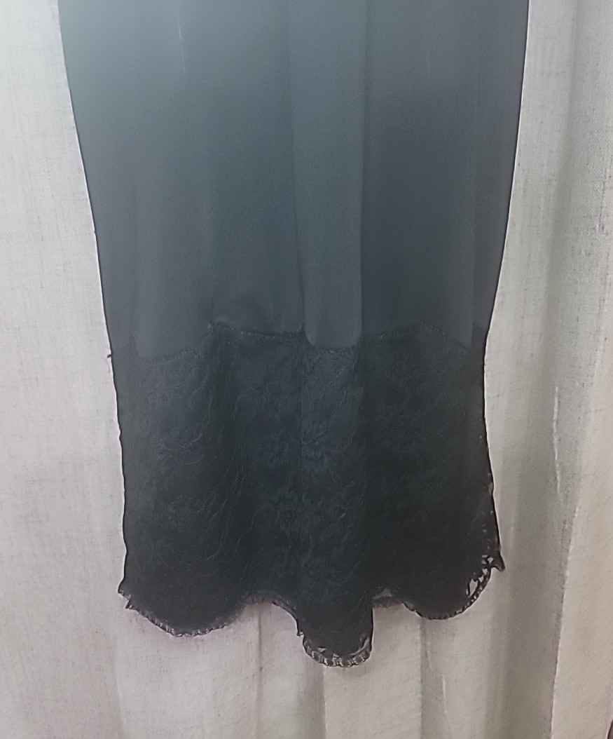 Vtg 60s VANITY FAIR Black Dress Slip Silky nylon sexy Floral 8″ Lace Hem Size 34
