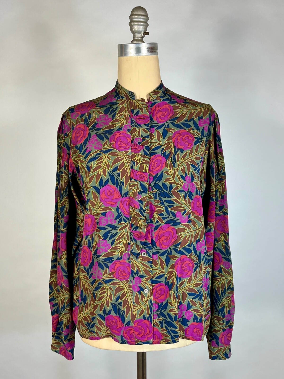 Vintage 1980’s to 1990’s pure SILK moody floral print secretary’s shirt blouse M
