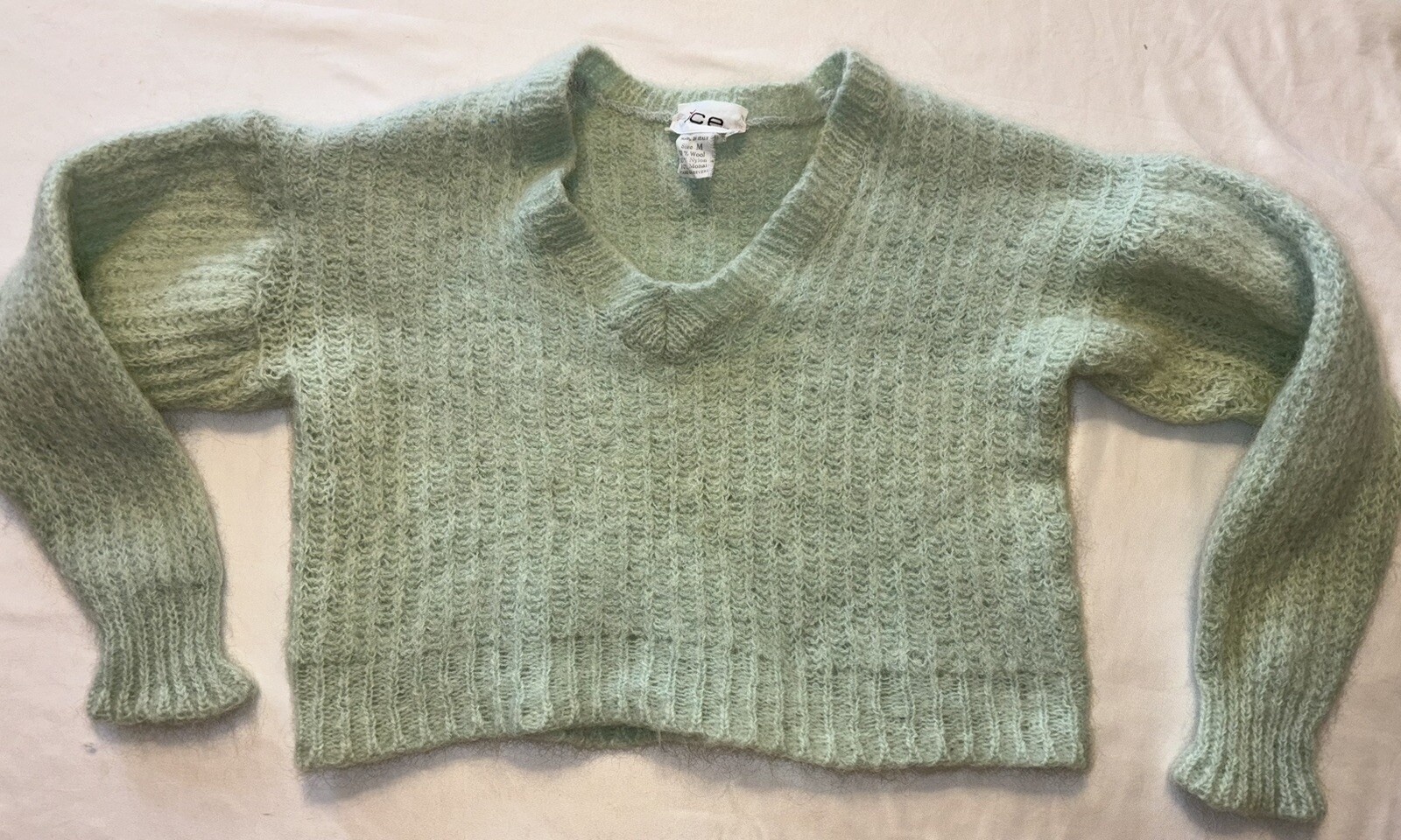 Vintage Ice Knit Wool Blend Cropped Pastel Green Sweater M Italian Made