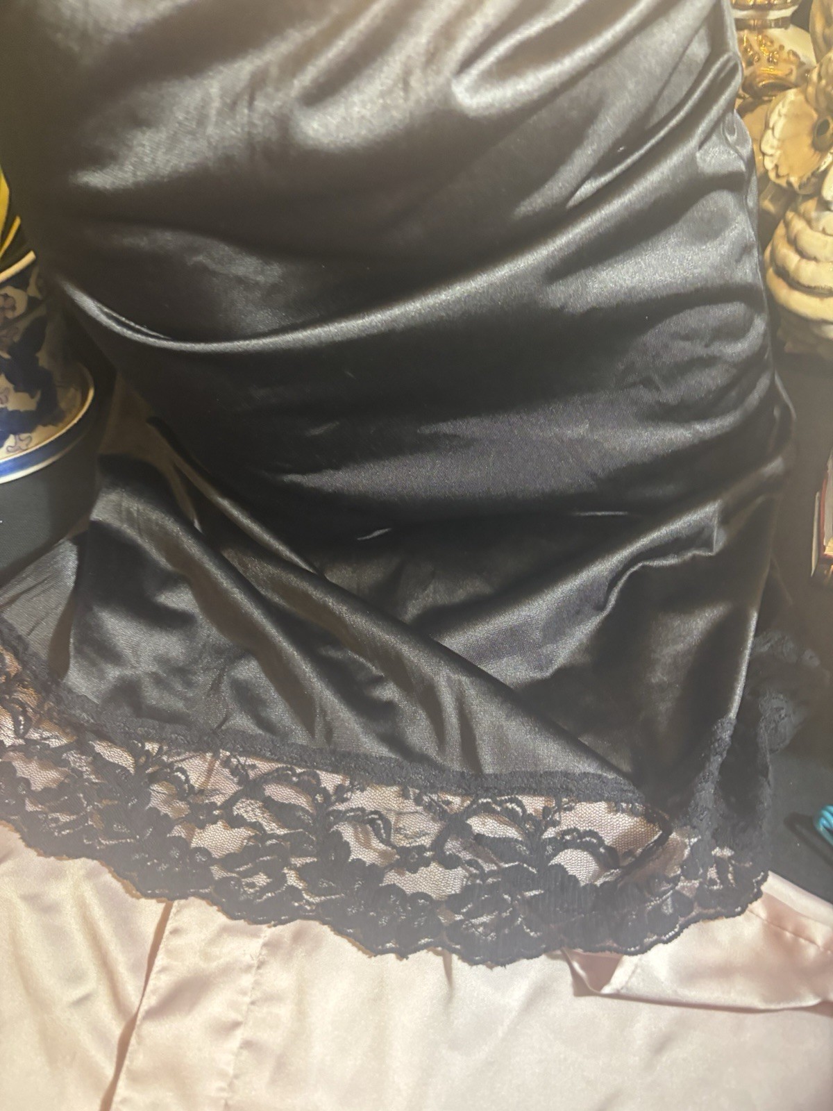 Vtg Silky Soft Lace Shiny Petti Slip Skirt Slip Chantilly Wide Lace Half Slip M