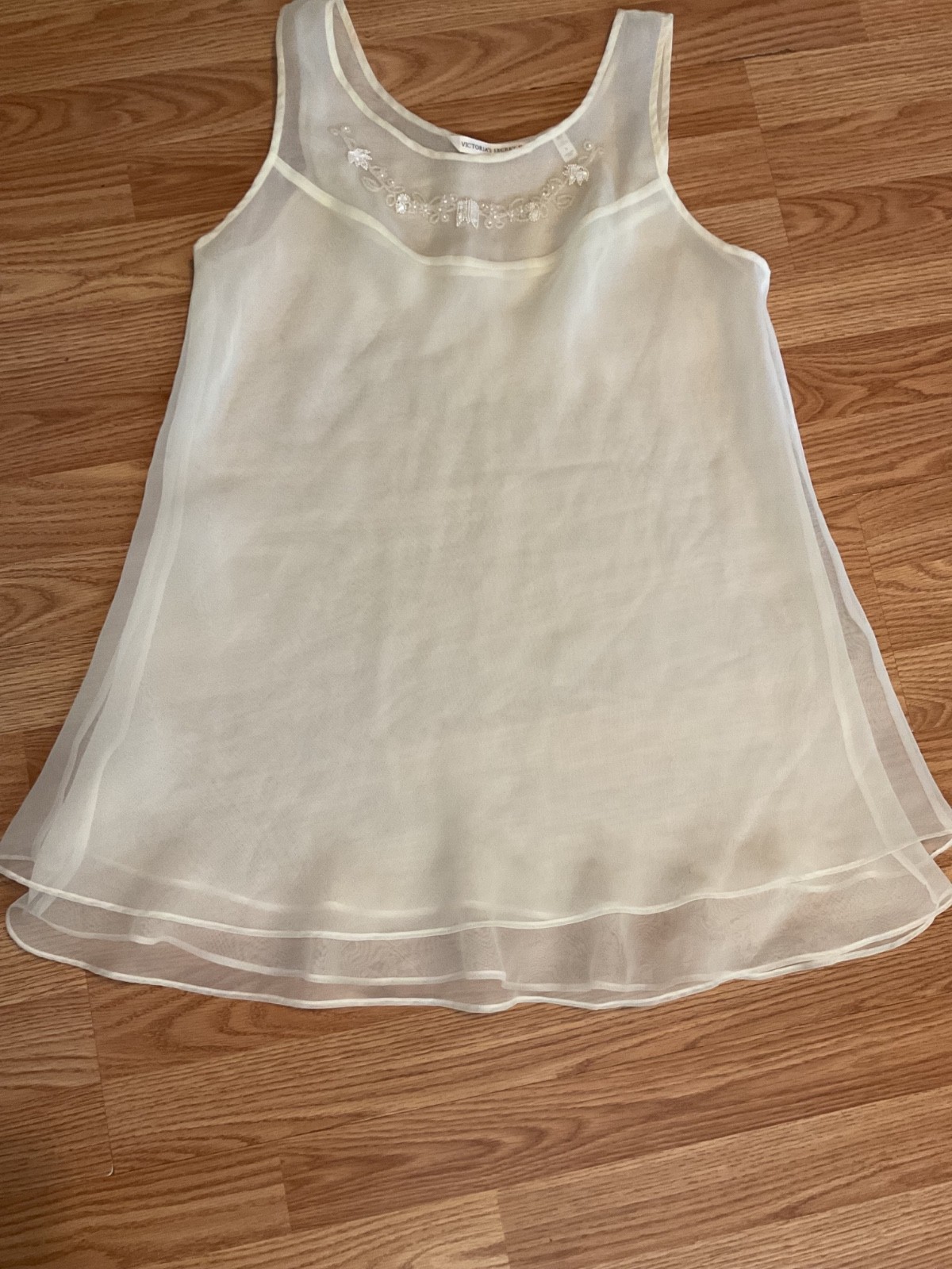90’s/ Victoria Secret Bridal Chemise Babydoll Beaded Lingeri Sz.M (46″chest 28 L