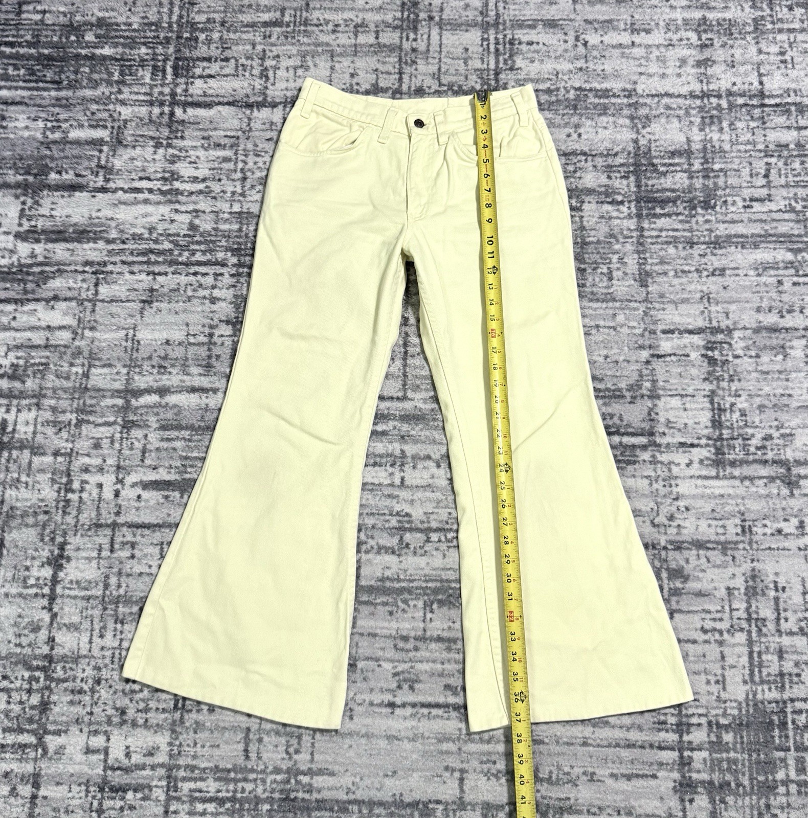 Vintage 70s Levi’s 687 Jeans Bell Bottom Flare Wide Leg Women’s Size 30×27