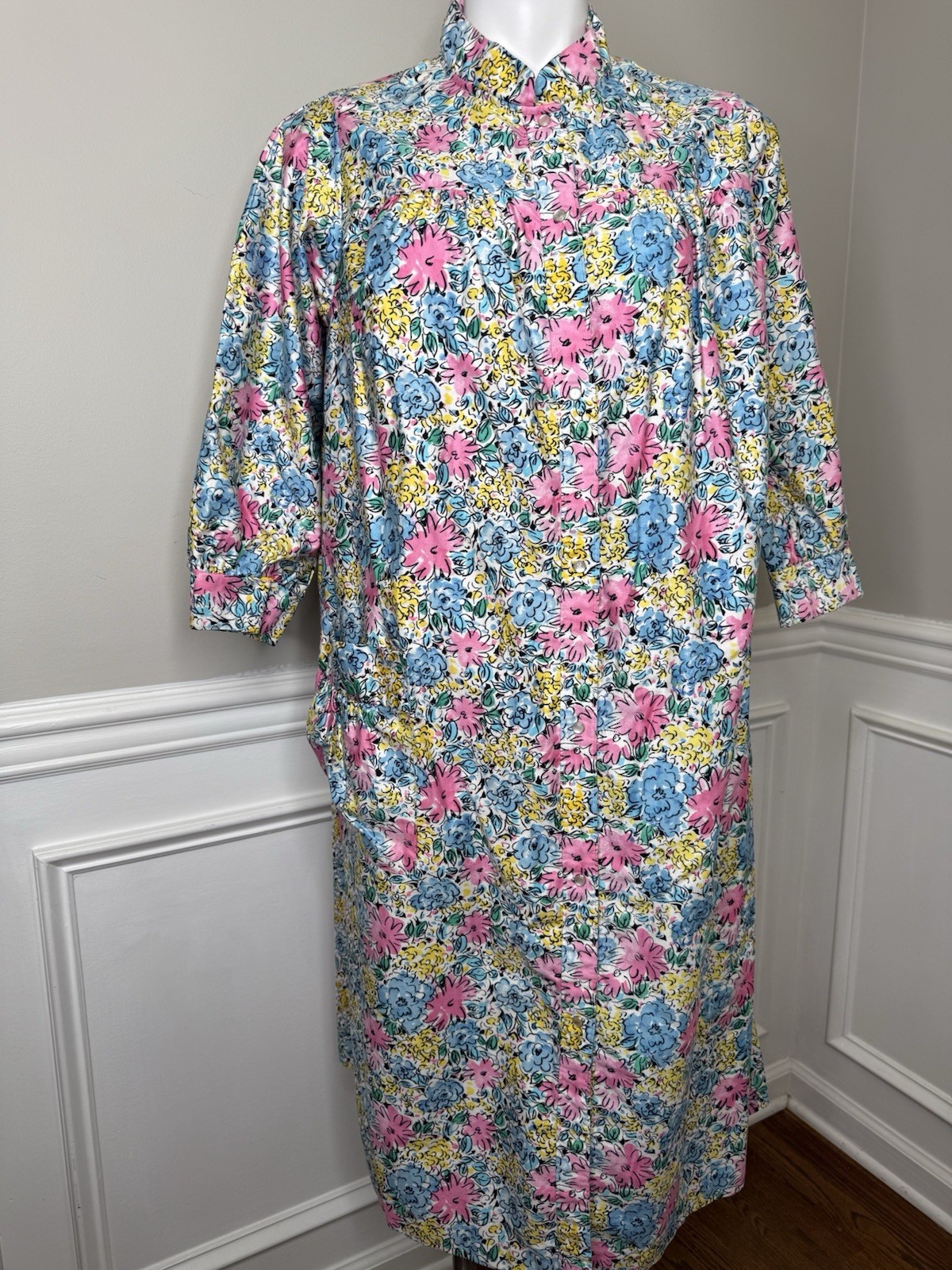 Vintage Carriage Court Bright Florals Cotton House Dress Nightgown Sz L Womens E