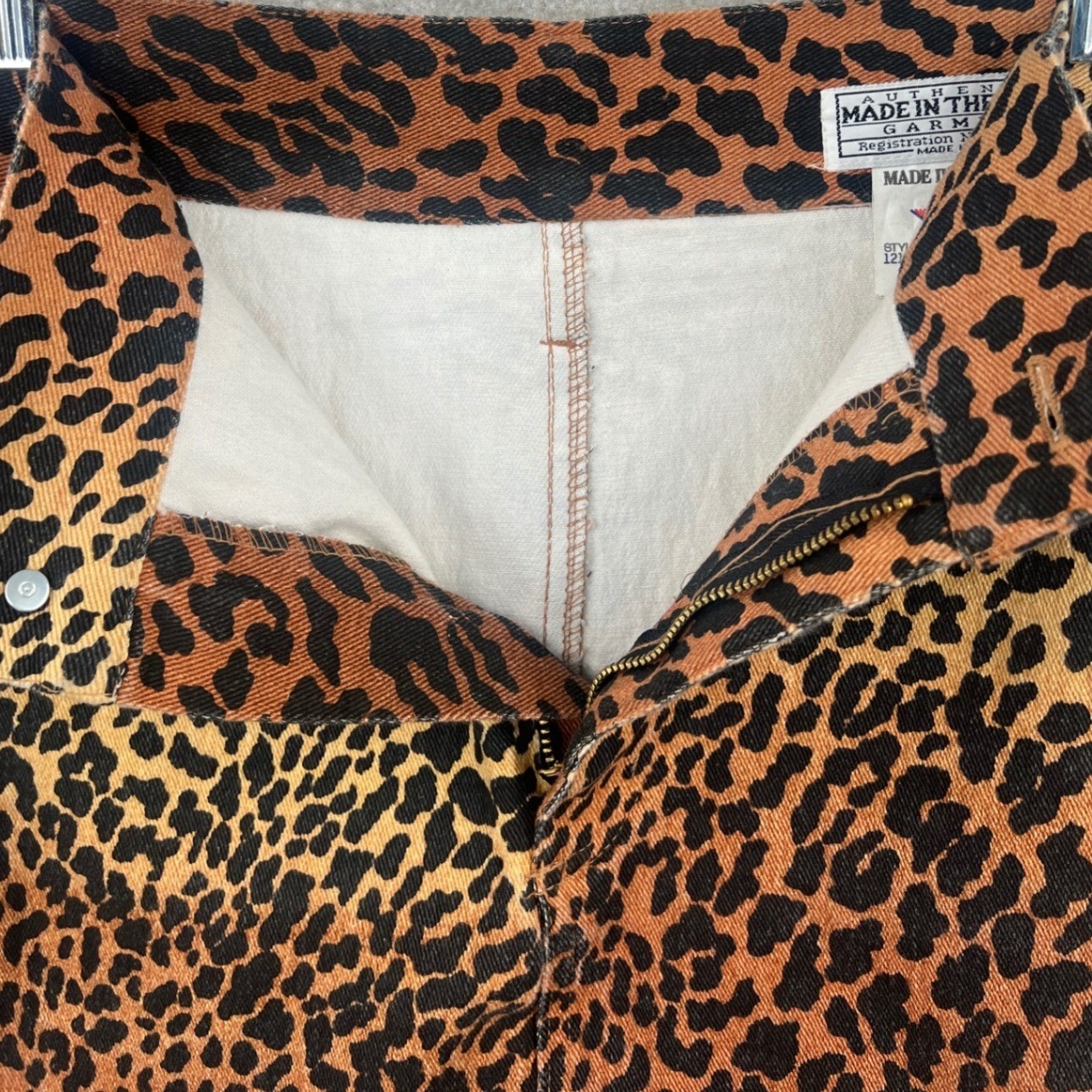 Vintage Made In The Shade Leopard Print Denim Mini Skirt USA Size 11 Y2K Indie
