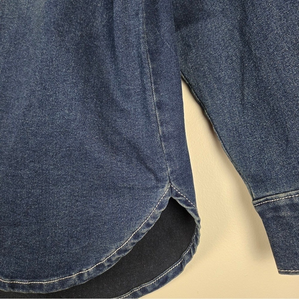 True Religion womens M Denim Western Snap Button Shirt Blue Horseshoe Pockets