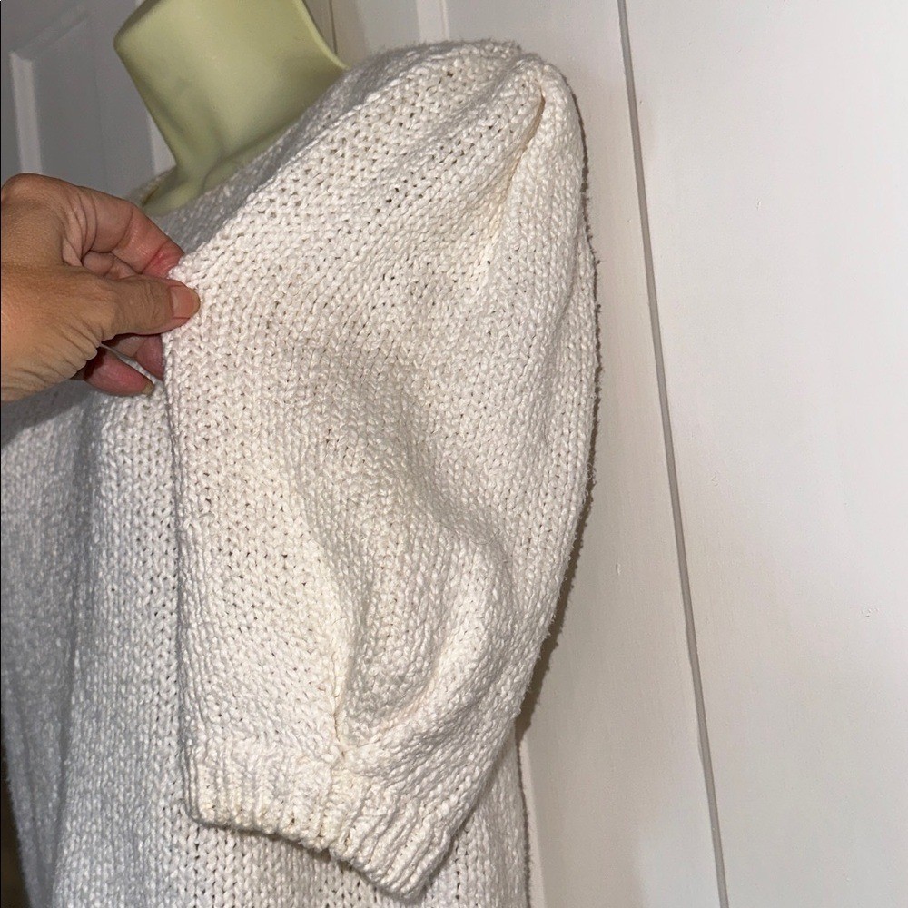 Vintage 80s JEANNE PIERRE Creamy White Puff Sleeve Cotton/Ramie Sweater