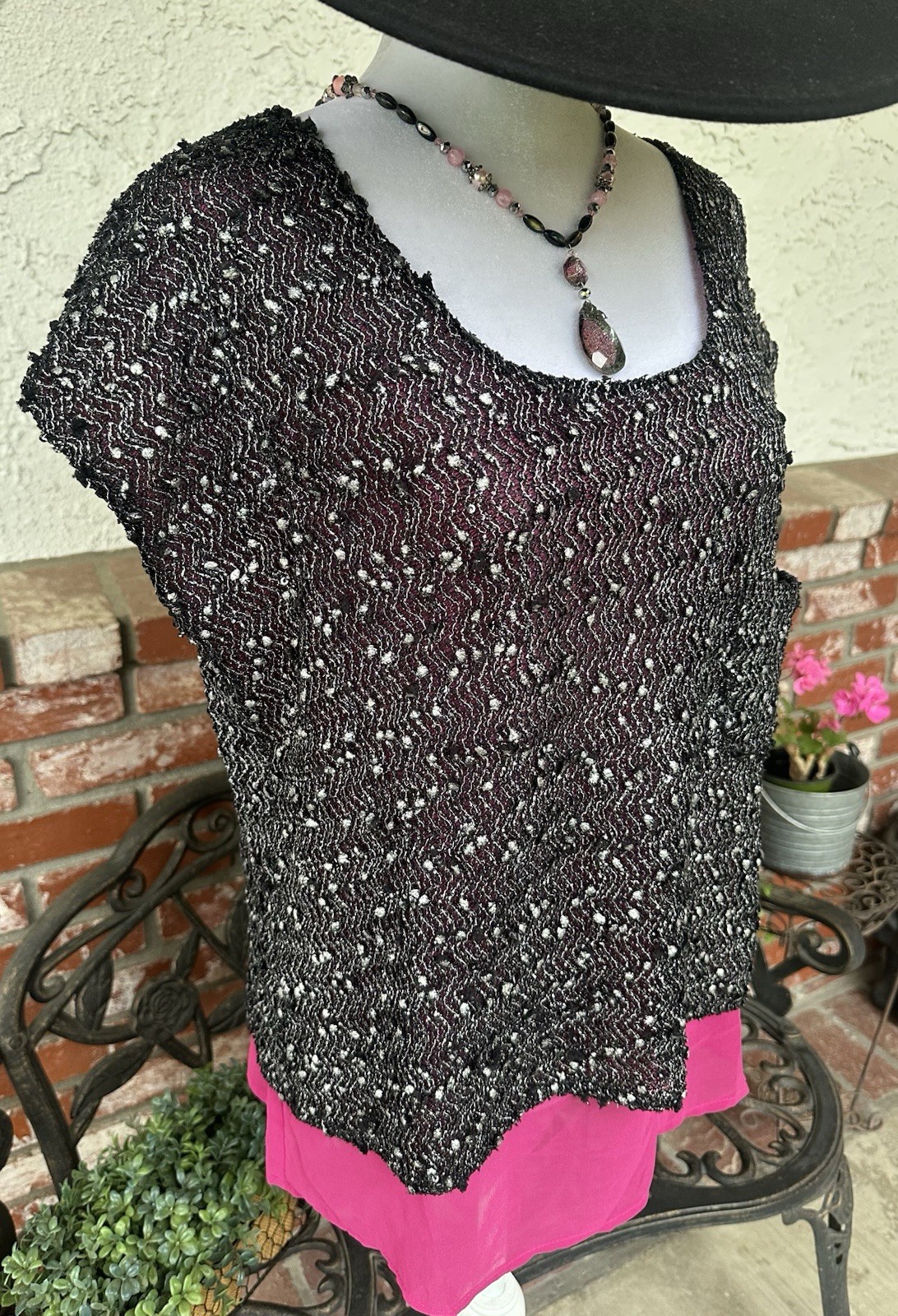 Vintage Fora Boucle Top; Black/Silver Threads W/Sequins; Hot Pnk Lining; Sz Lrg