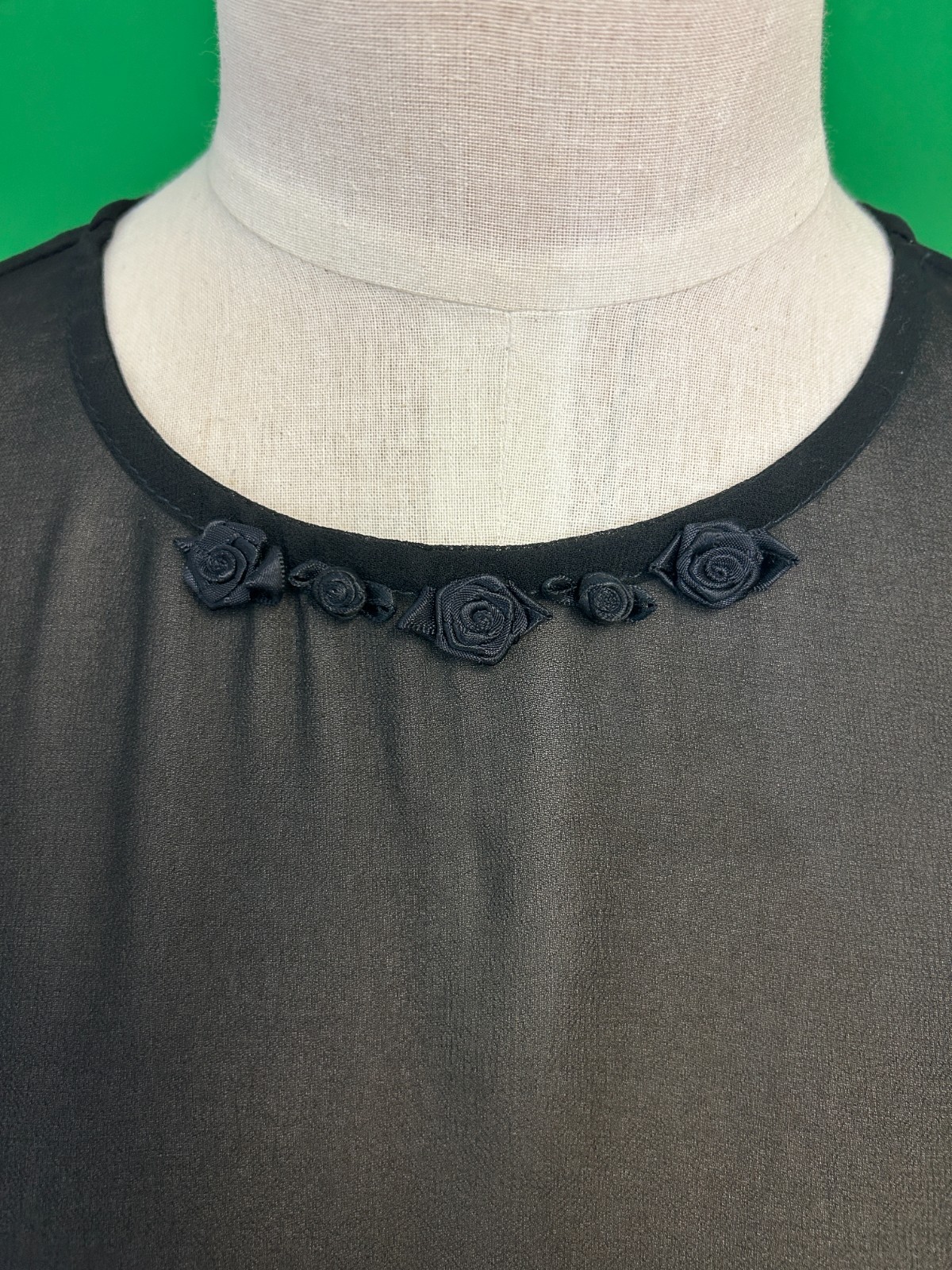 Vintage Henri Bendel Carol LeValley Black Sheer Top Rose Neckline Size 5 (Small)