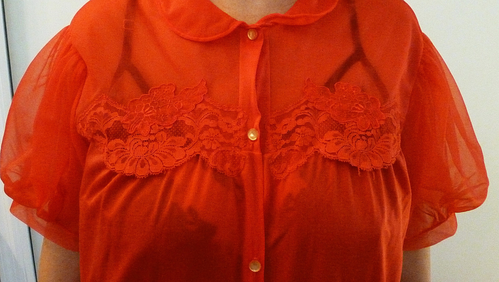 JC PENNEY CHARMODE VTG RED DOUBLE LAYER CHIFFON PEIGNOIR ROBE PUFF SLEEVES L EVC