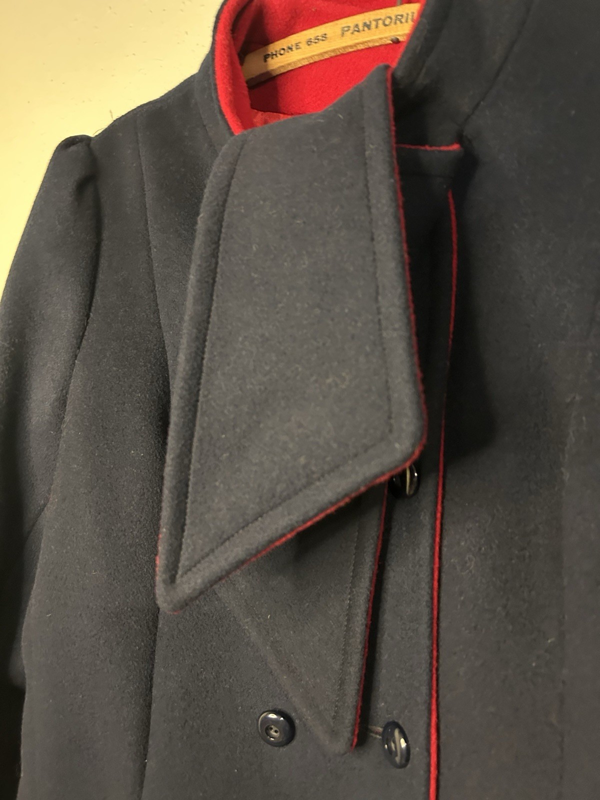 Vintage 1940s Central Park Forstmann Fabrics Wool Navy Dark Red Coat Tie Neck
