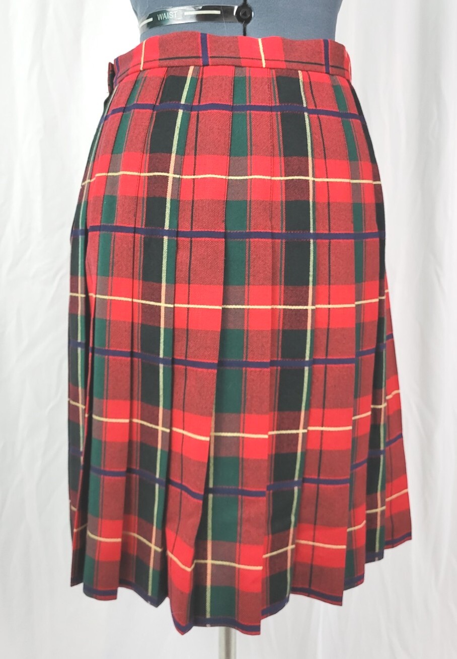 Vintage Talbots 100% Wool Red/Green/Black Plaid Pleated Skirt Size 10