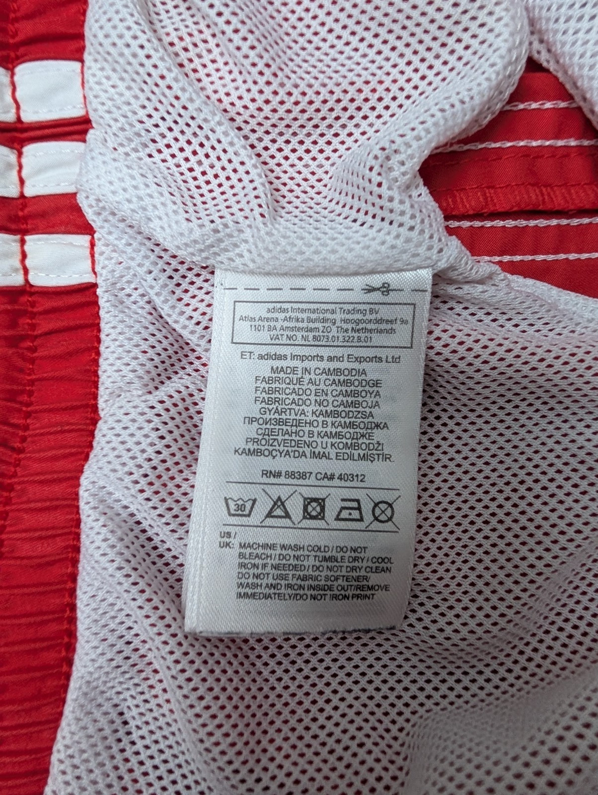 Adidas Sprinter Glanz Womens Shorts L Red Sports Vintage Football Casual Retro