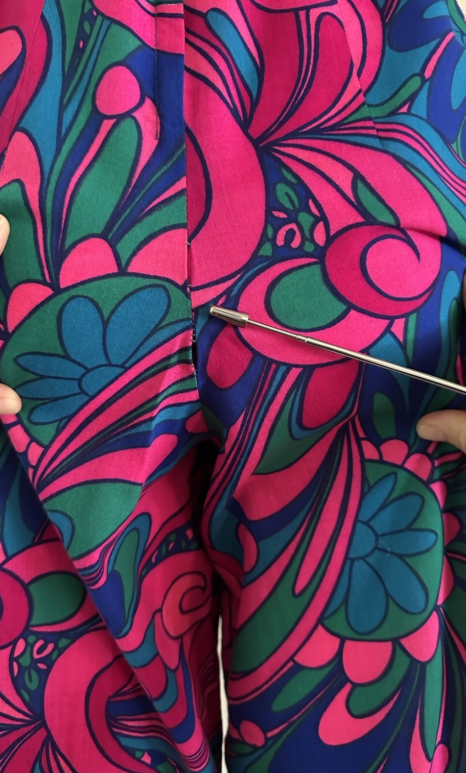 1960s Fumis Waikiki Hawaiian Palazzo Jumpsuit Psychedelic Floral Hostess Mod VTG