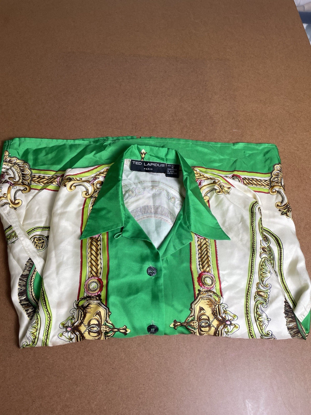 Ted Lapidus Paris Women’s 100% Silk Button Front Blouse Green Size M