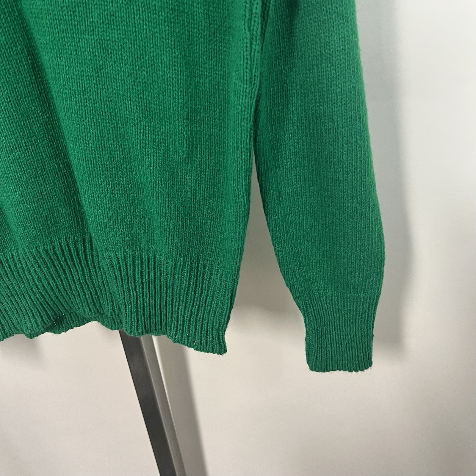 Vintage Helen Sue B&B Sweater Women’s Small High V-Neck Lightweight Kelly Green