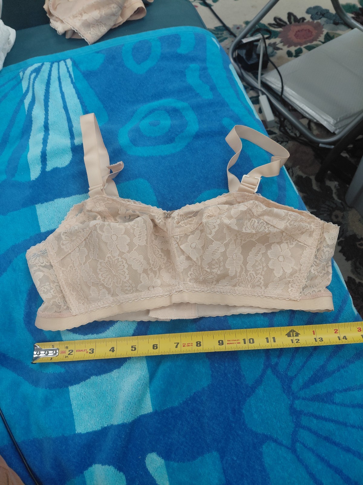Vintage Lady Cameo Lingerie Bra Size 34F