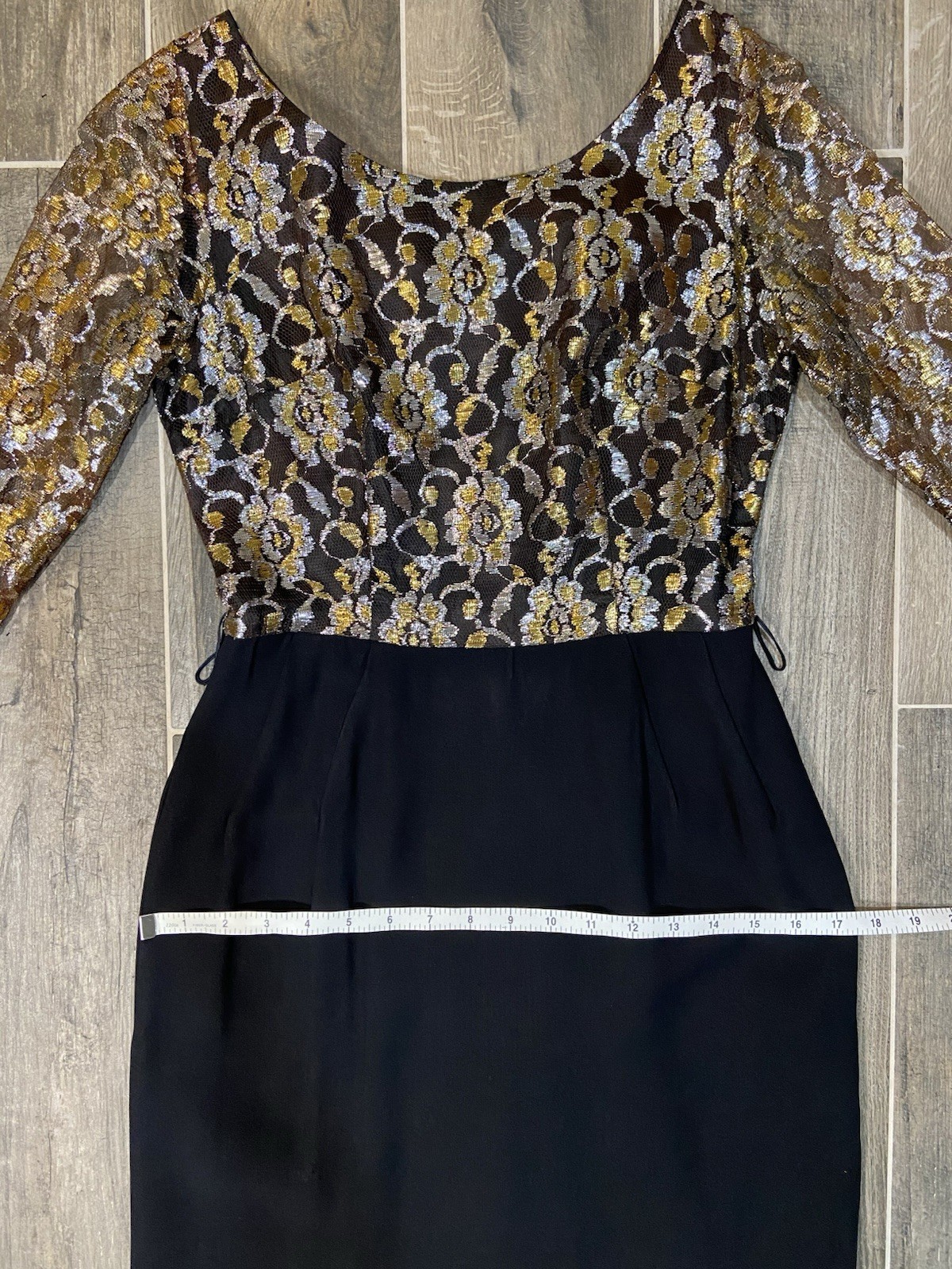Vintage 1960’s Cocktail Dress Gold Black Metallic Lace Size 2