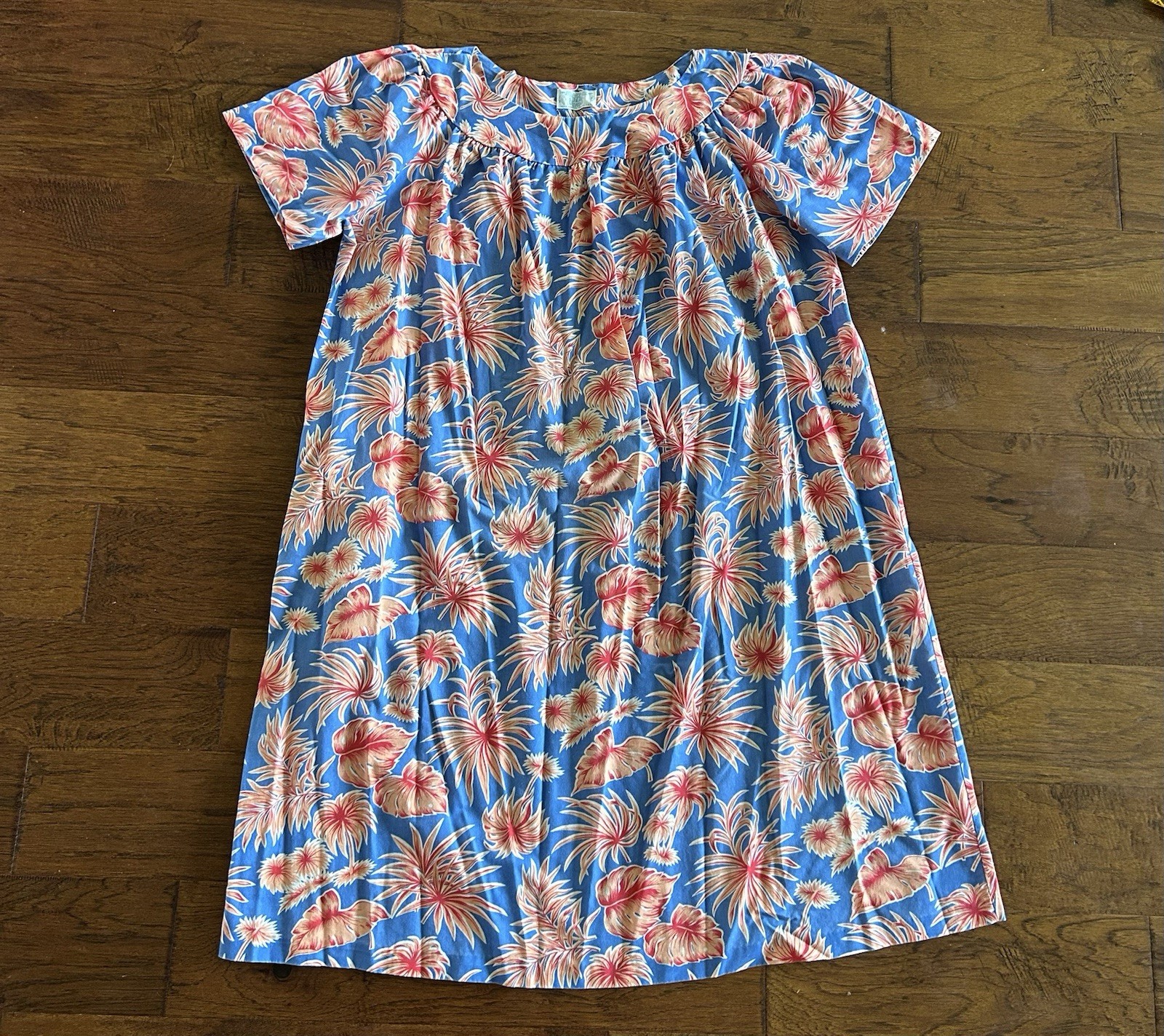Vintage Sears MuuMuu Mumu Colorful Blue, Pink, White Hawaiian House Dress Womens