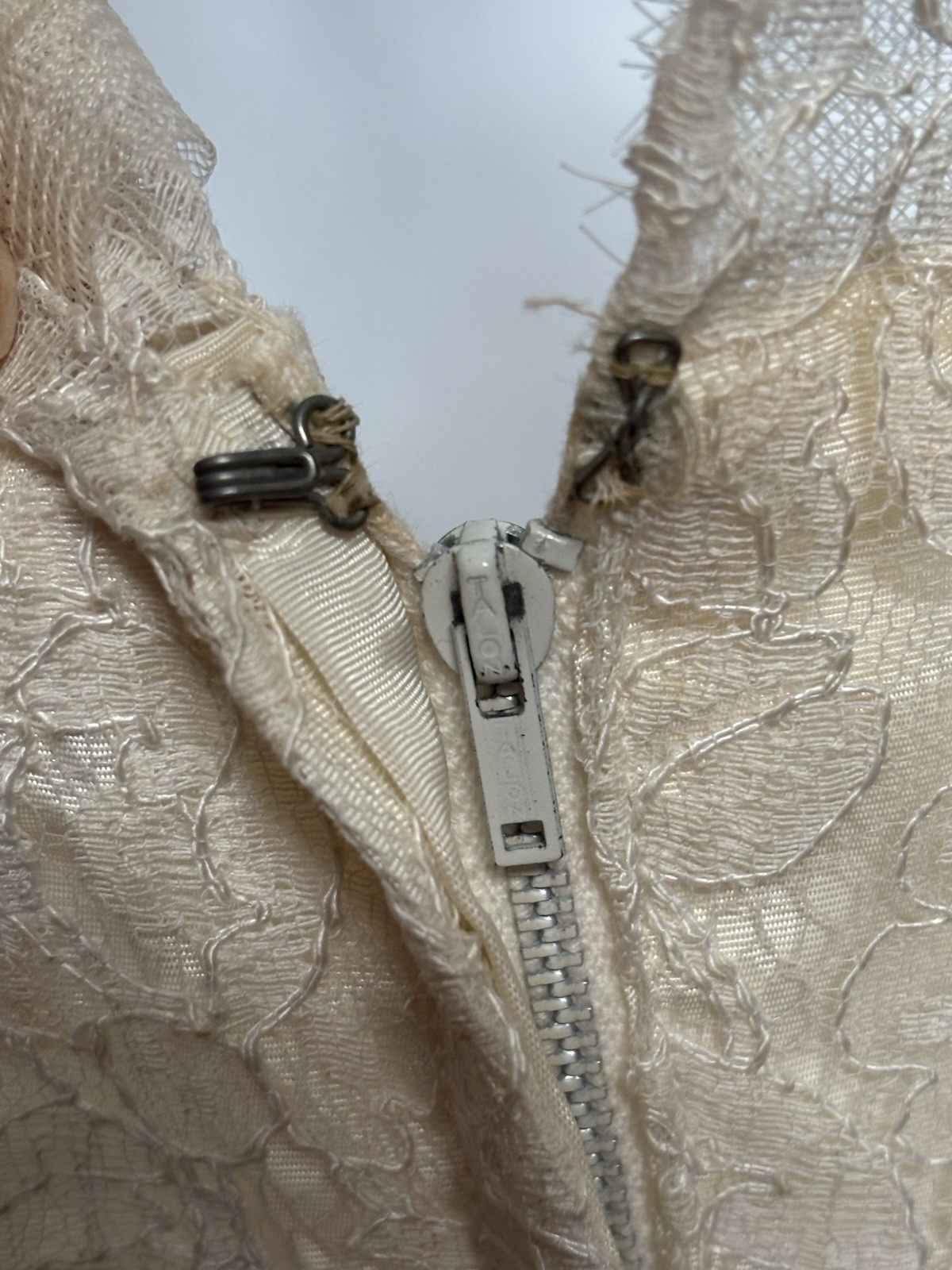 Vtg 1950s Ivory Lace Tulle Bridal Prom Dress Wedding Gown Petticoat Rhinestones