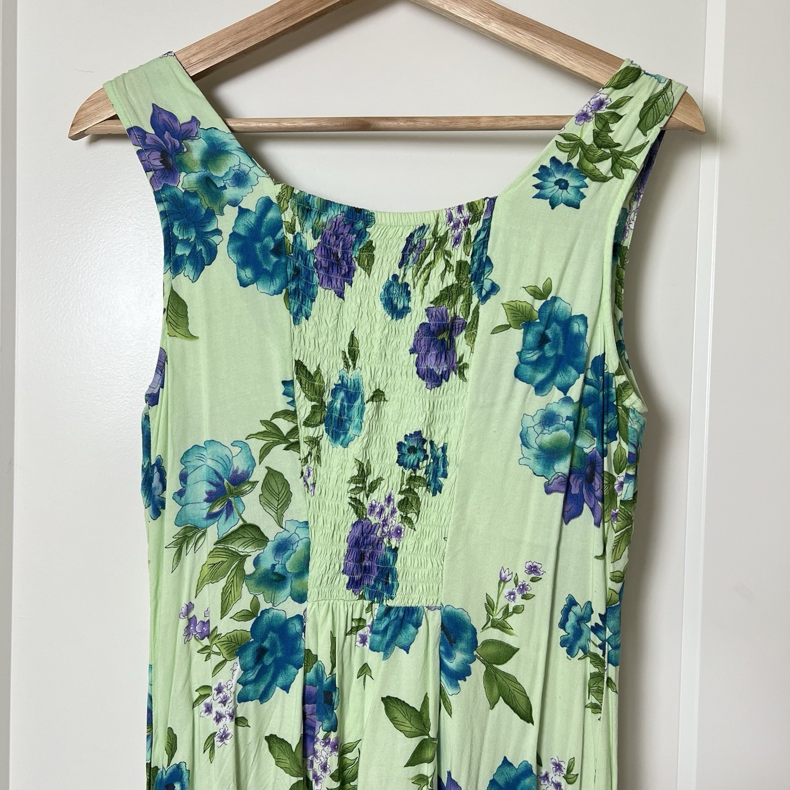 BFA Classics Vintage 90s Floral Tank Maxi Dress Pale Green Purple & Blue Flowers