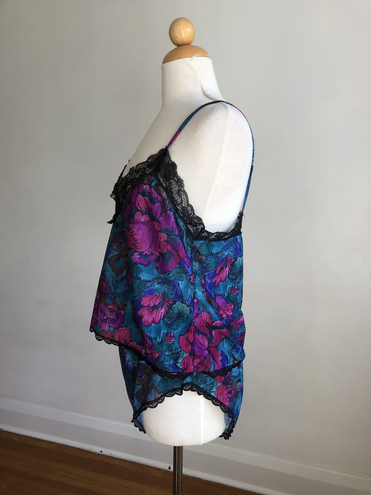GORGEOUS VTG PETRA FASHIONS Floral Lacey 2pc Camisole & Shorts Lingerie Set SZ L